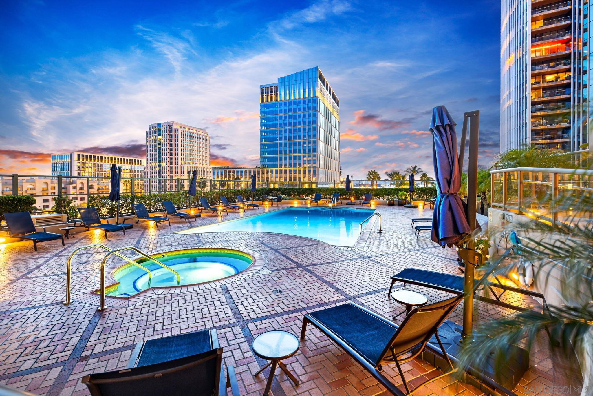 Detail Gallery Image 26 of 53 For 700 W E St  1502, San Diego,  CA 92101 - 2 Beds | 2 Baths