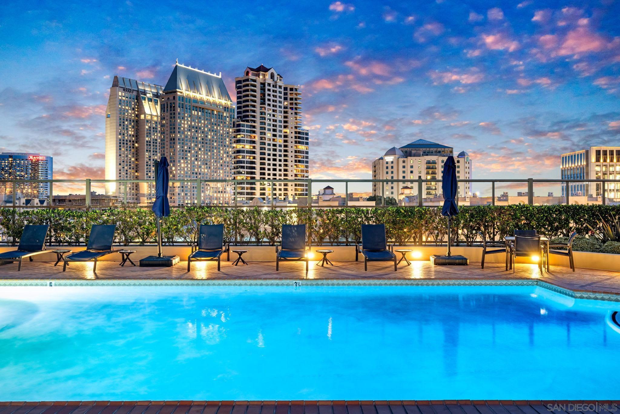 Detail Gallery Image 31 of 53 For 700 W E St  1502, San Diego,  CA 92101 - 2 Beds | 2 Baths