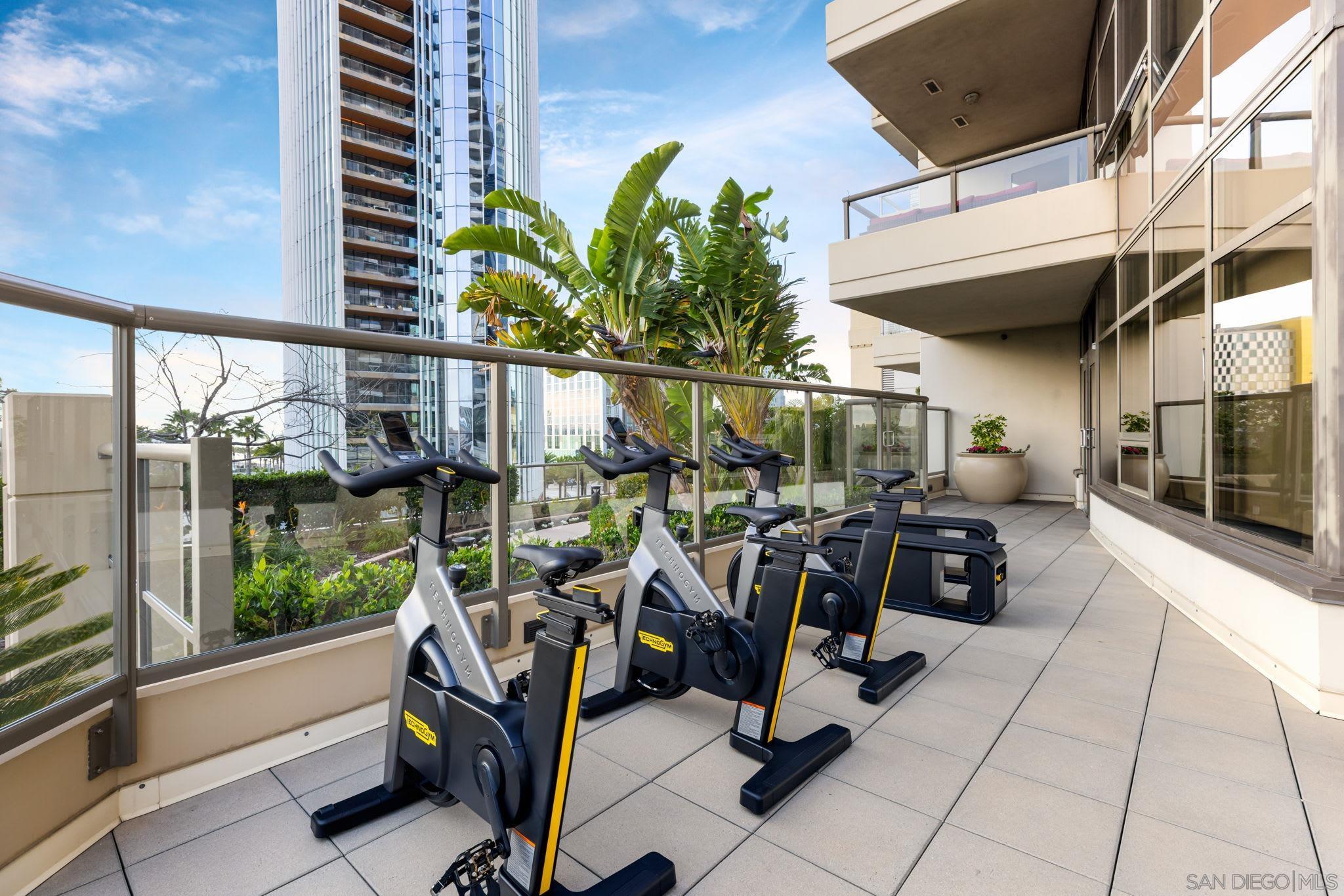 Detail Gallery Image 40 of 53 For 700 W E St  1502, San Diego,  CA 92101 - 2 Beds | 2 Baths