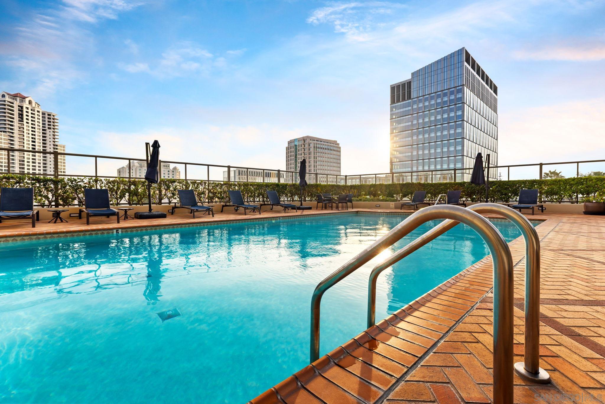 Detail Gallery Image 46 of 53 For 700 W E St  1502, San Diego,  CA 92101 - 2 Beds | 2 Baths