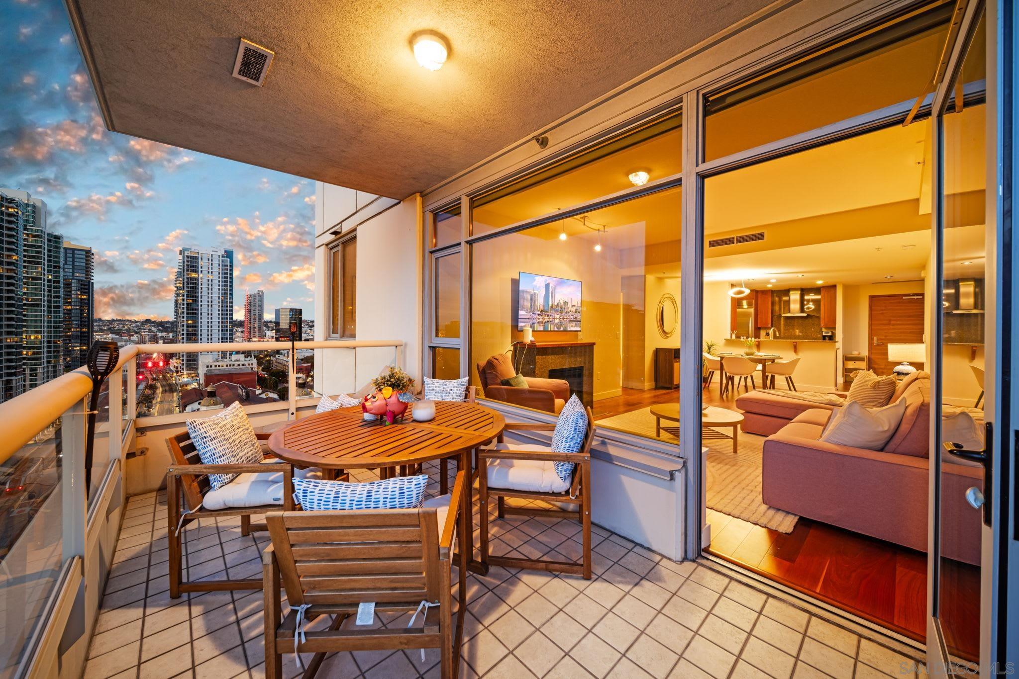 Detail Gallery Image 6 of 53 For 700 W E St  1502, San Diego,  CA 92101 - 2 Beds | 2 Baths