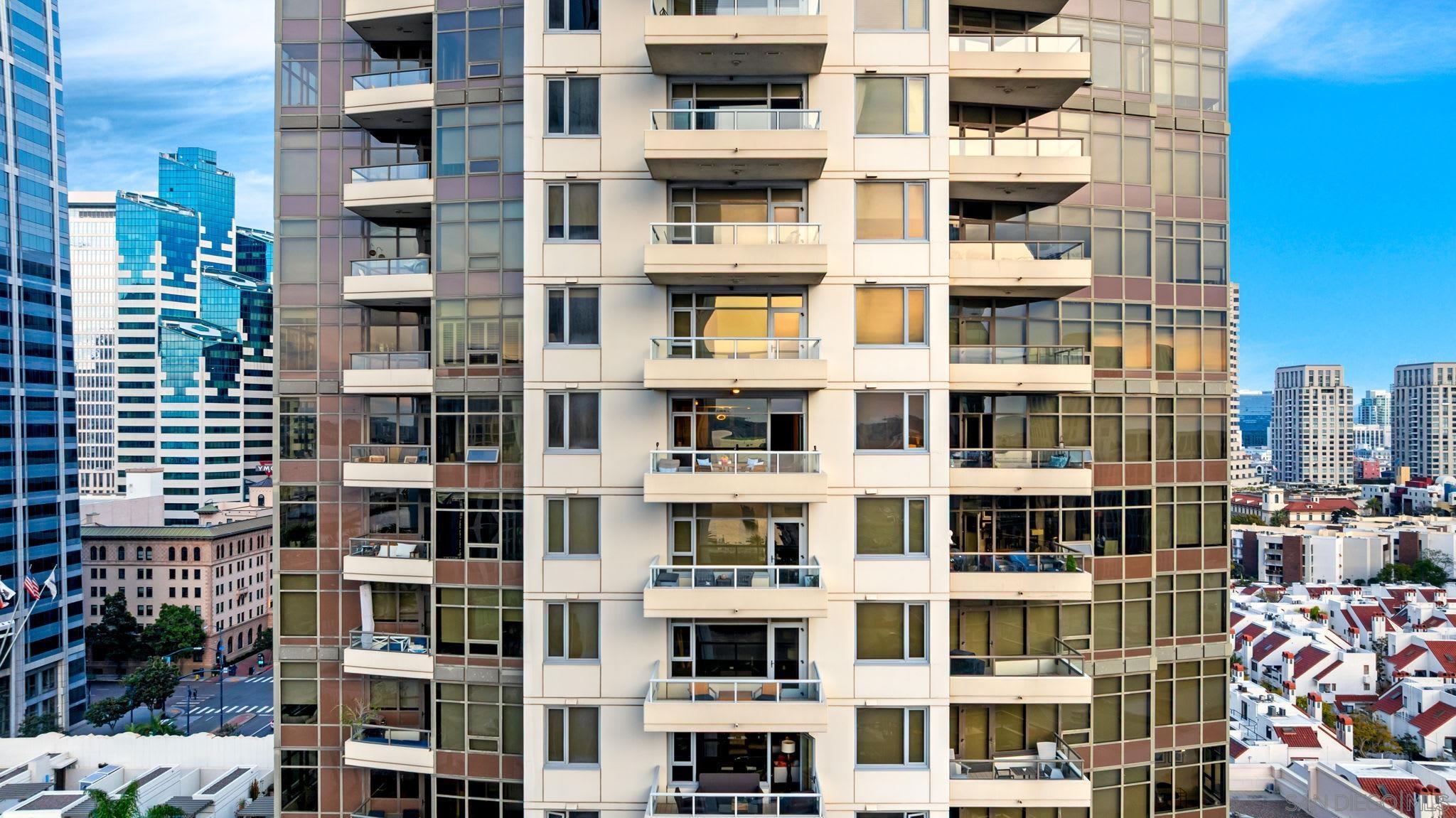 Detail Gallery Image 52 of 53 For 700 W E St  1502, San Diego,  CA 92101 - 2 Beds | 2 Baths