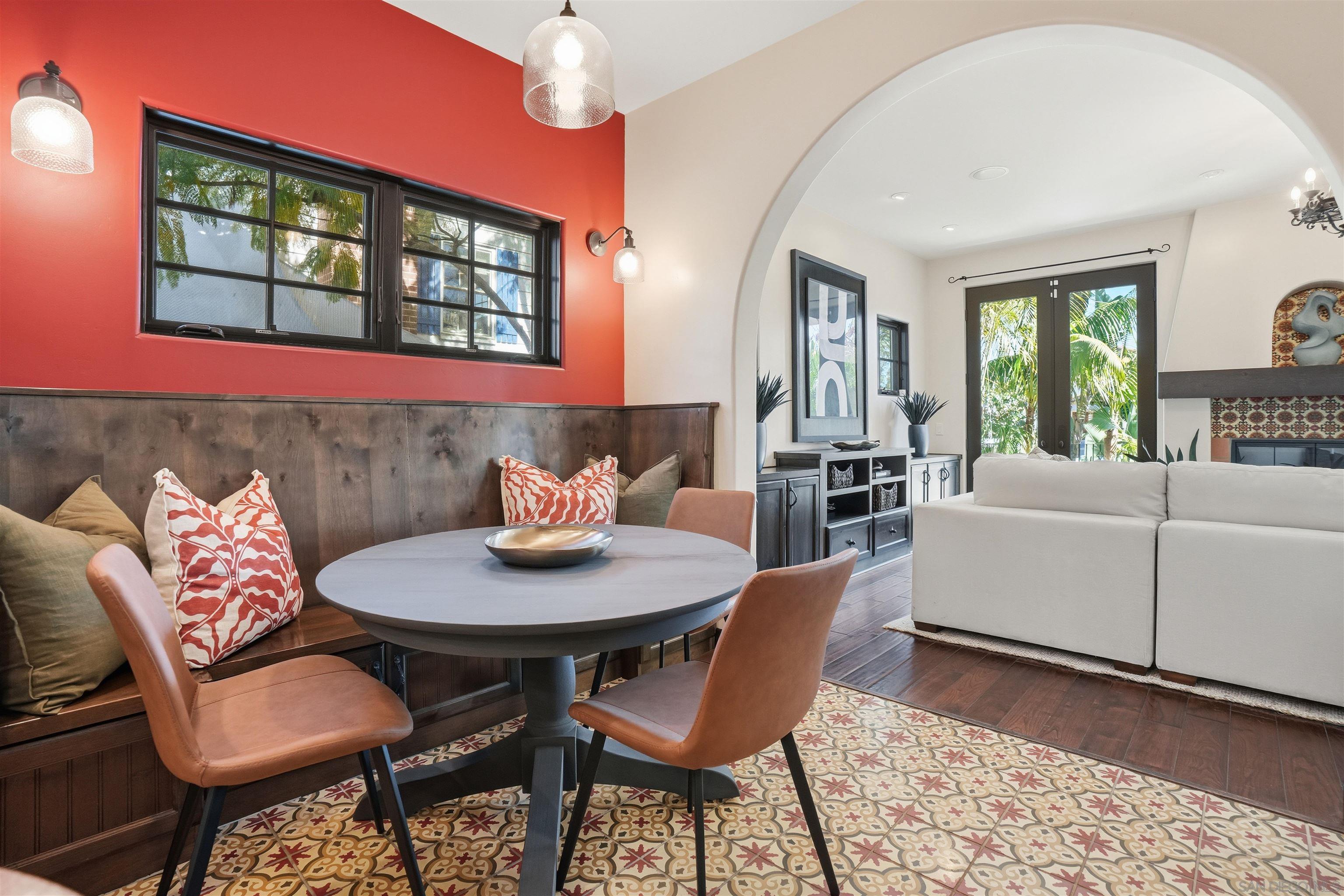 Detail Gallery Image 9 of 45 For 258  H Ave, Coronado,  CA 92118 - 7 Beds | 5/1 Baths