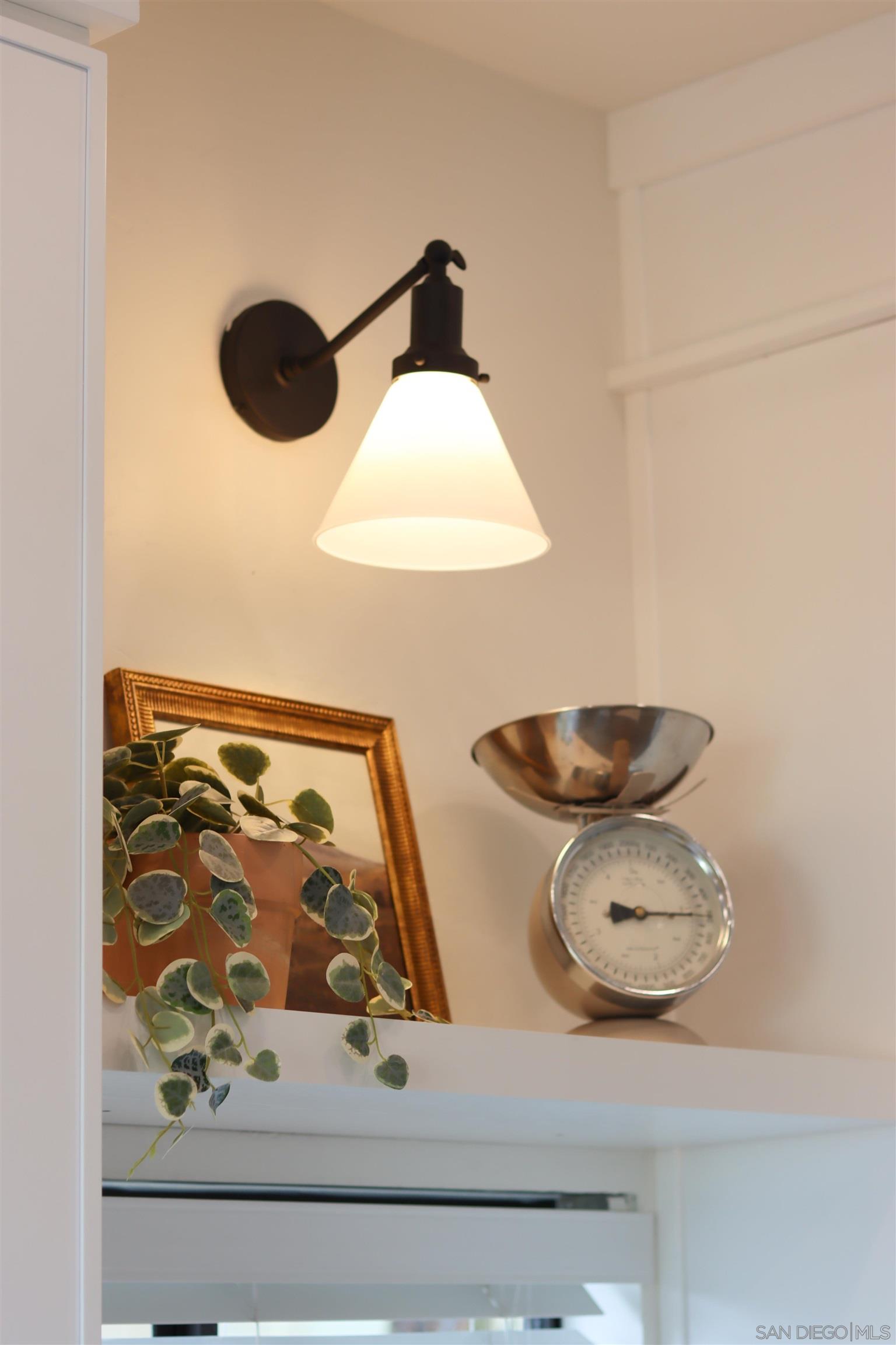 Detail Gallery Image 14 of 46 For 159  Grandview Street, Encinitas,  CA 92024 - 2 Beds | 2/1 Baths