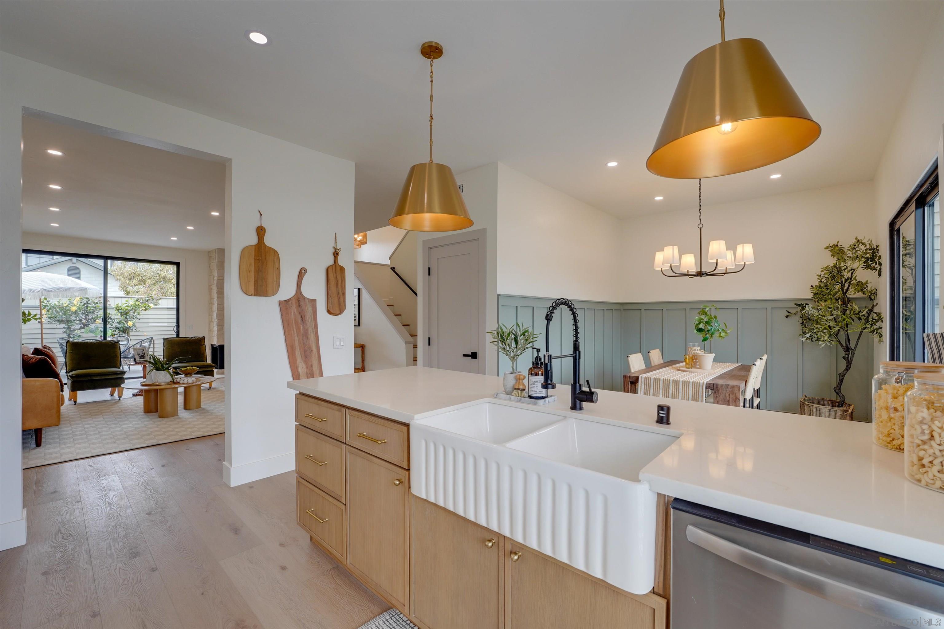 Detail Gallery Image 17 of 46 For 159  Grandview Street, Encinitas,  CA 92024 - 2 Beds | 2/1 Baths