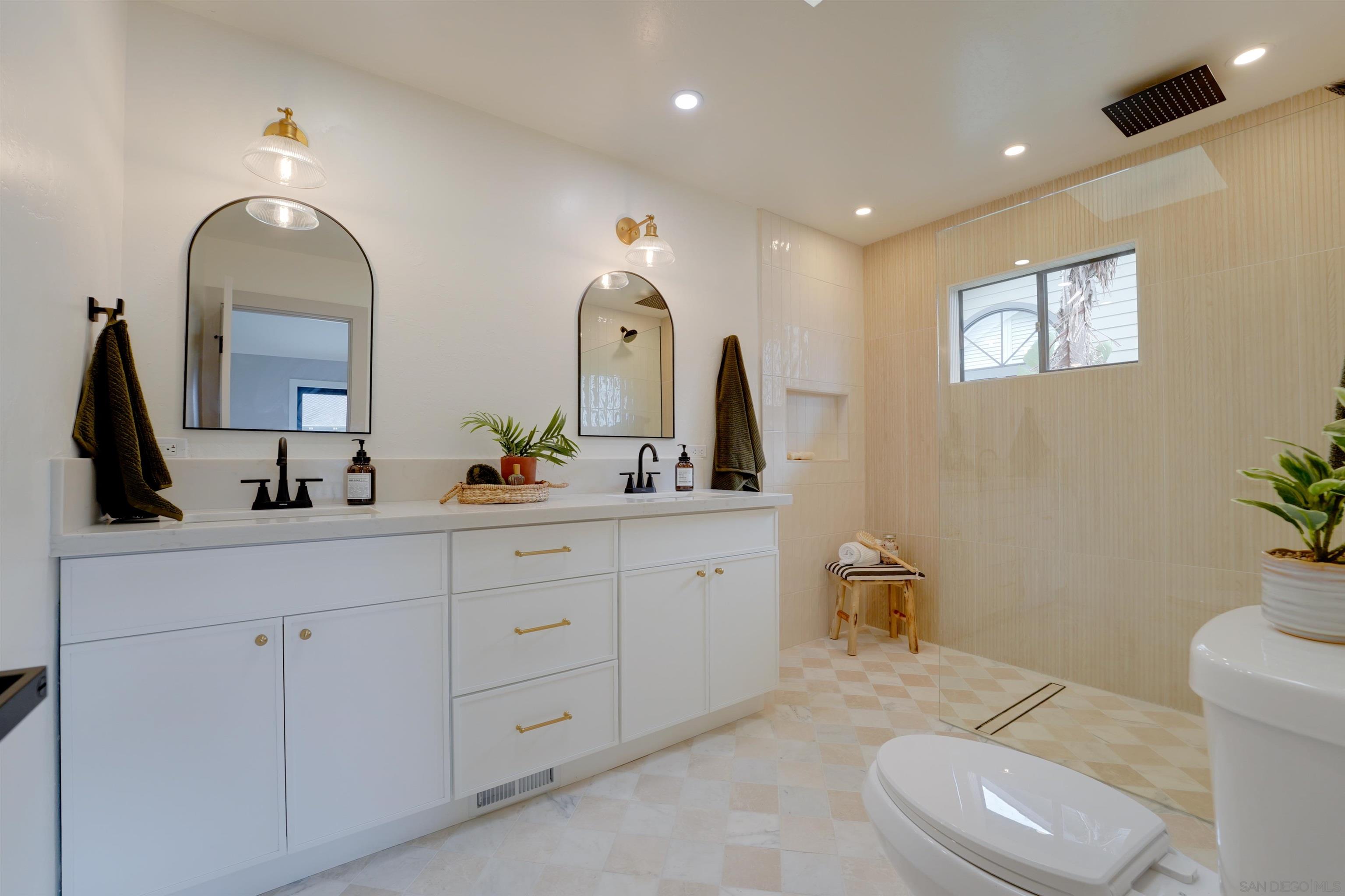 Detail Gallery Image 36 of 46 For 159  Grandview Street, Encinitas,  CA 92024 - 2 Beds | 2/1 Baths