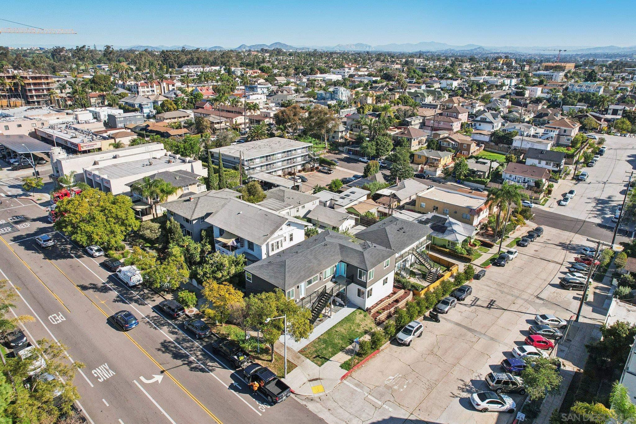 Detail Gallery Image 6 of 8 For 913  25th Street, San Diego,  CA 92102 - – Beds | – Baths