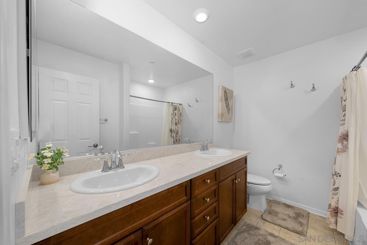 Detail Gallery Image 25 of 37 For 2840  Athens Rd  #8,  Chula Vista,  CA 91915 - 4 Beds | 2/1 Baths
