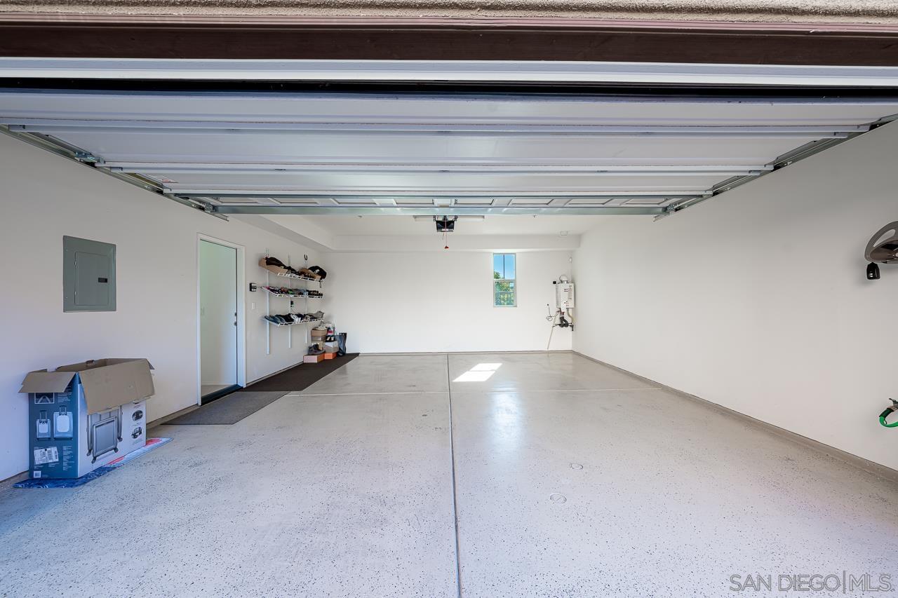 Detail Gallery Image 30 of 37 For 2840  Athens Rd  #8,  Chula Vista,  CA 91915 - 4 Beds | 2/1 Baths