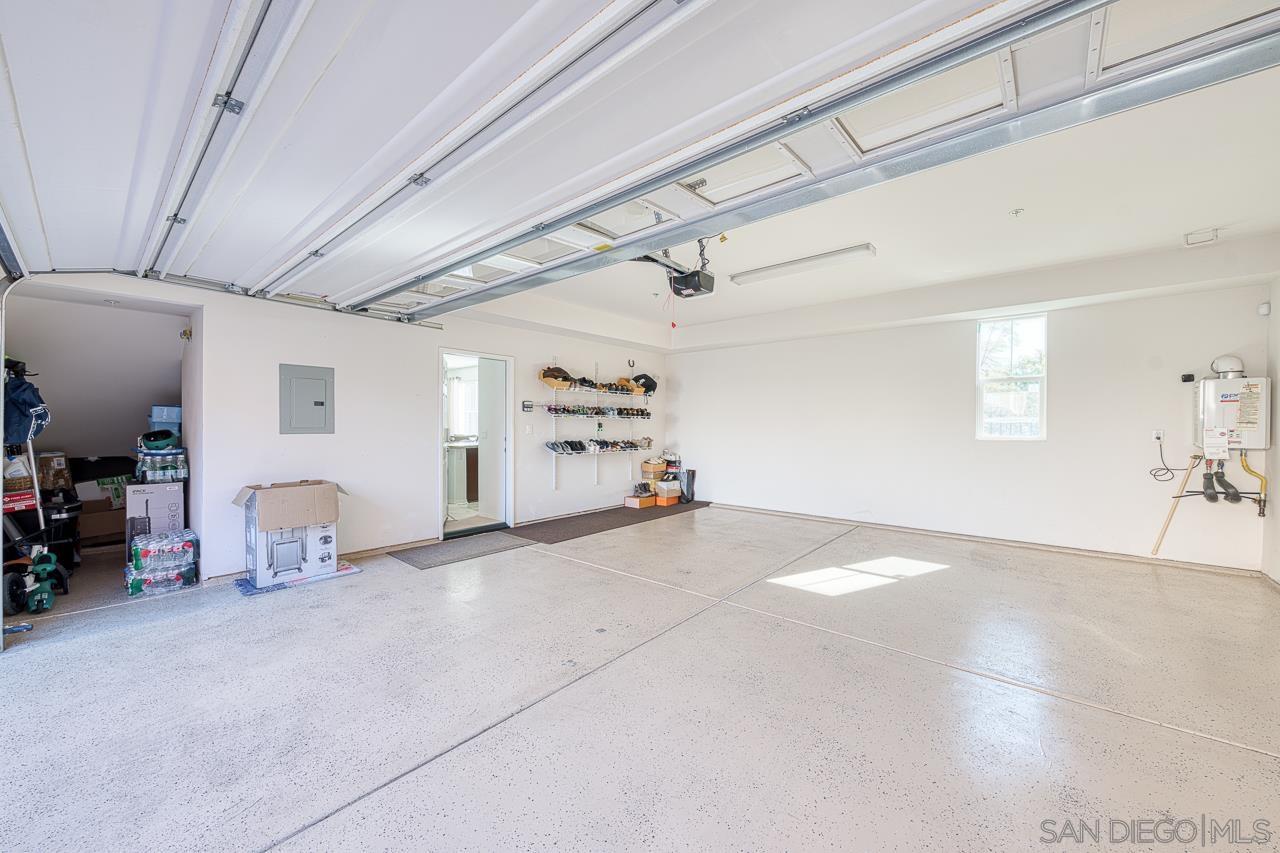 Detail Gallery Image 31 of 37 For 2840  Athens Rd  #8,  Chula Vista,  CA 91915 - 4 Beds | 2/1 Baths