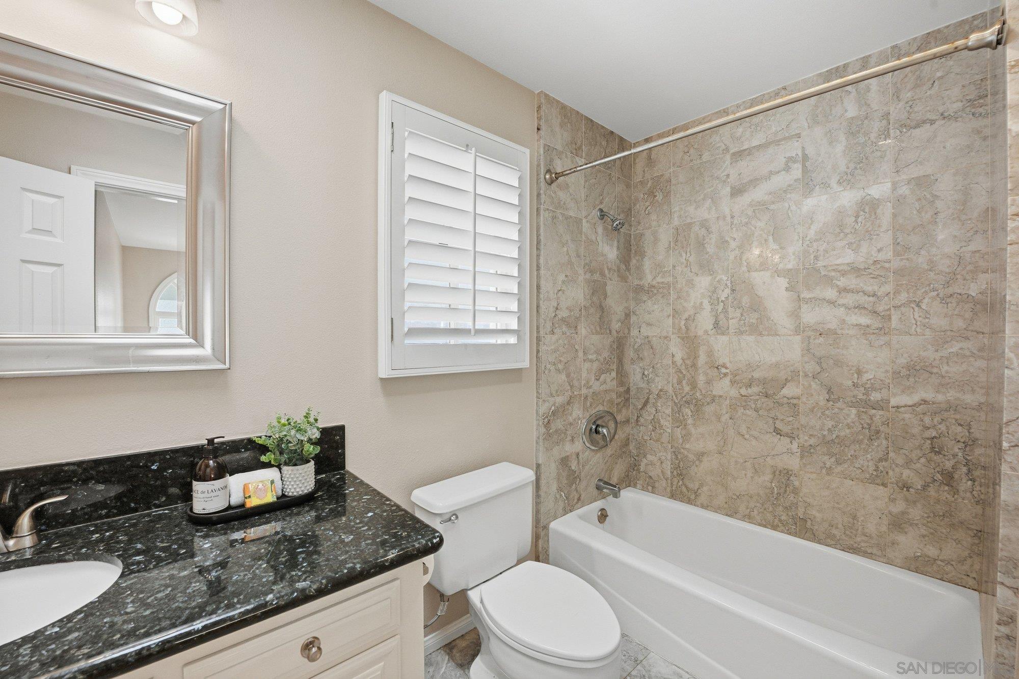 Detail Gallery Image 22 of 48 For 868  a Ave, Coronado,  CA 92118 - 4 Beds | 2/1 Baths