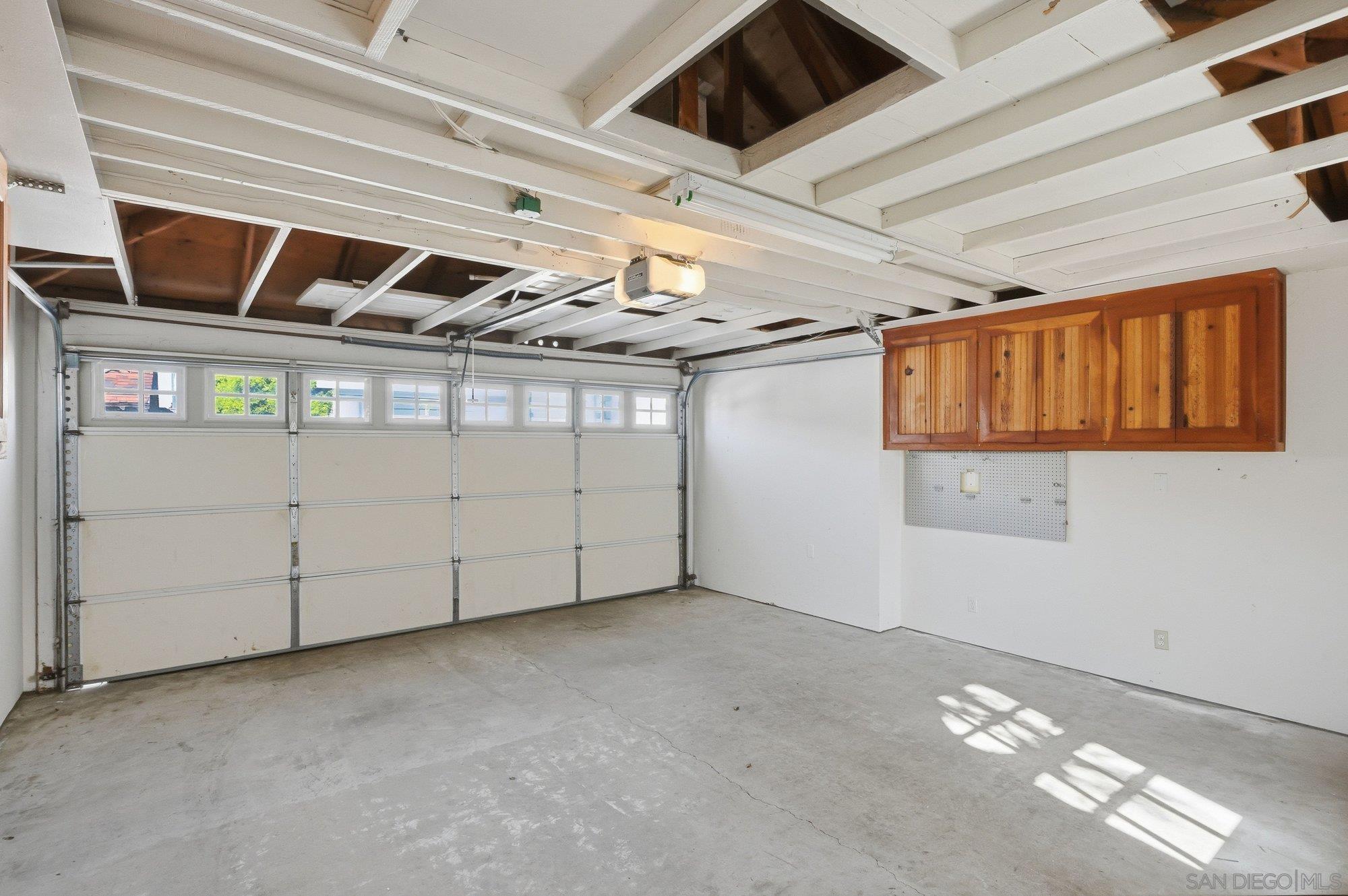 Detail Gallery Image 33 of 48 For 868  a Ave, Coronado,  CA 92118 - 4 Beds | 2/1 Baths