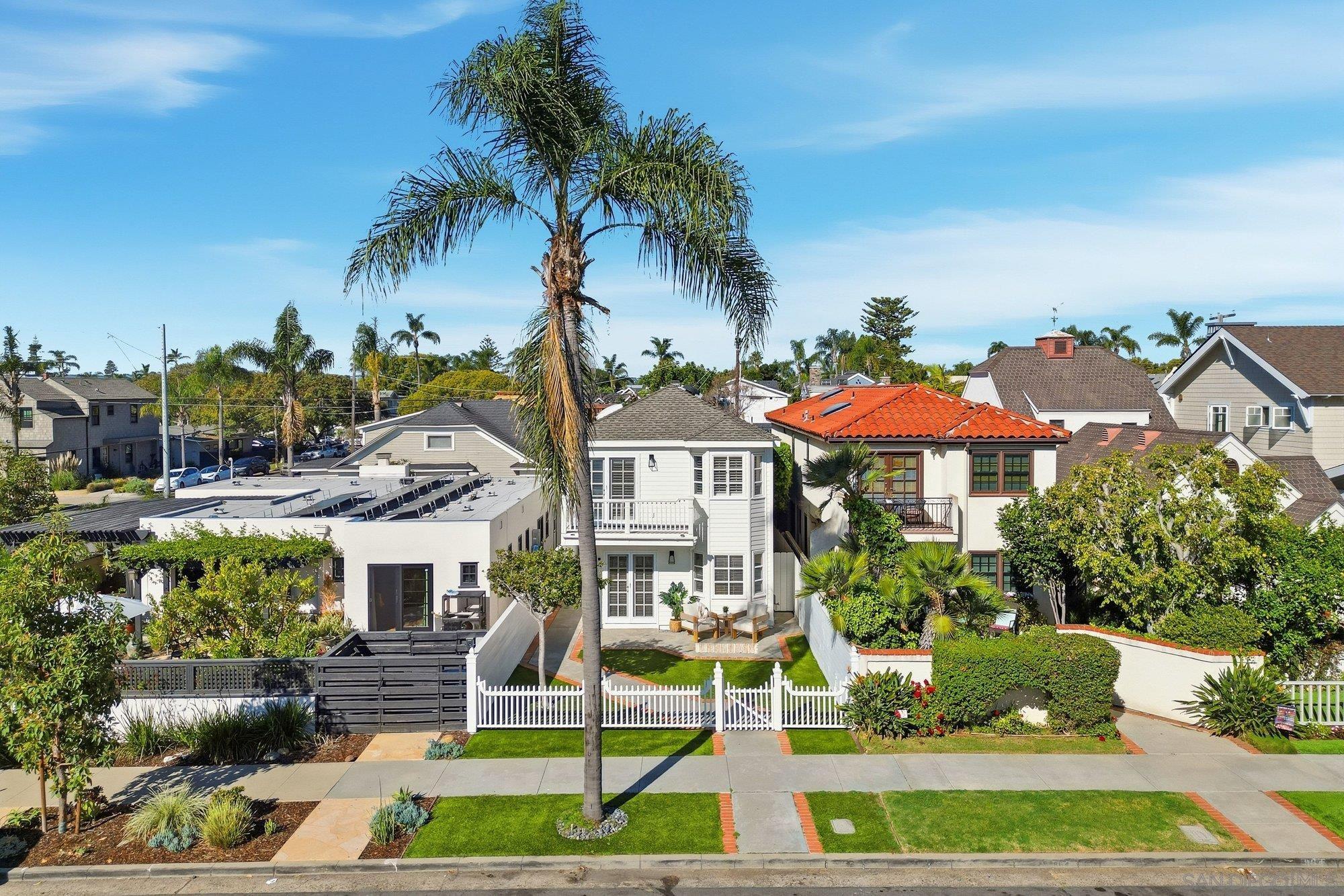 Detail Gallery Image 37 of 48 For 868  a Ave, Coronado,  CA 92118 - 4 Beds | 2/1 Baths