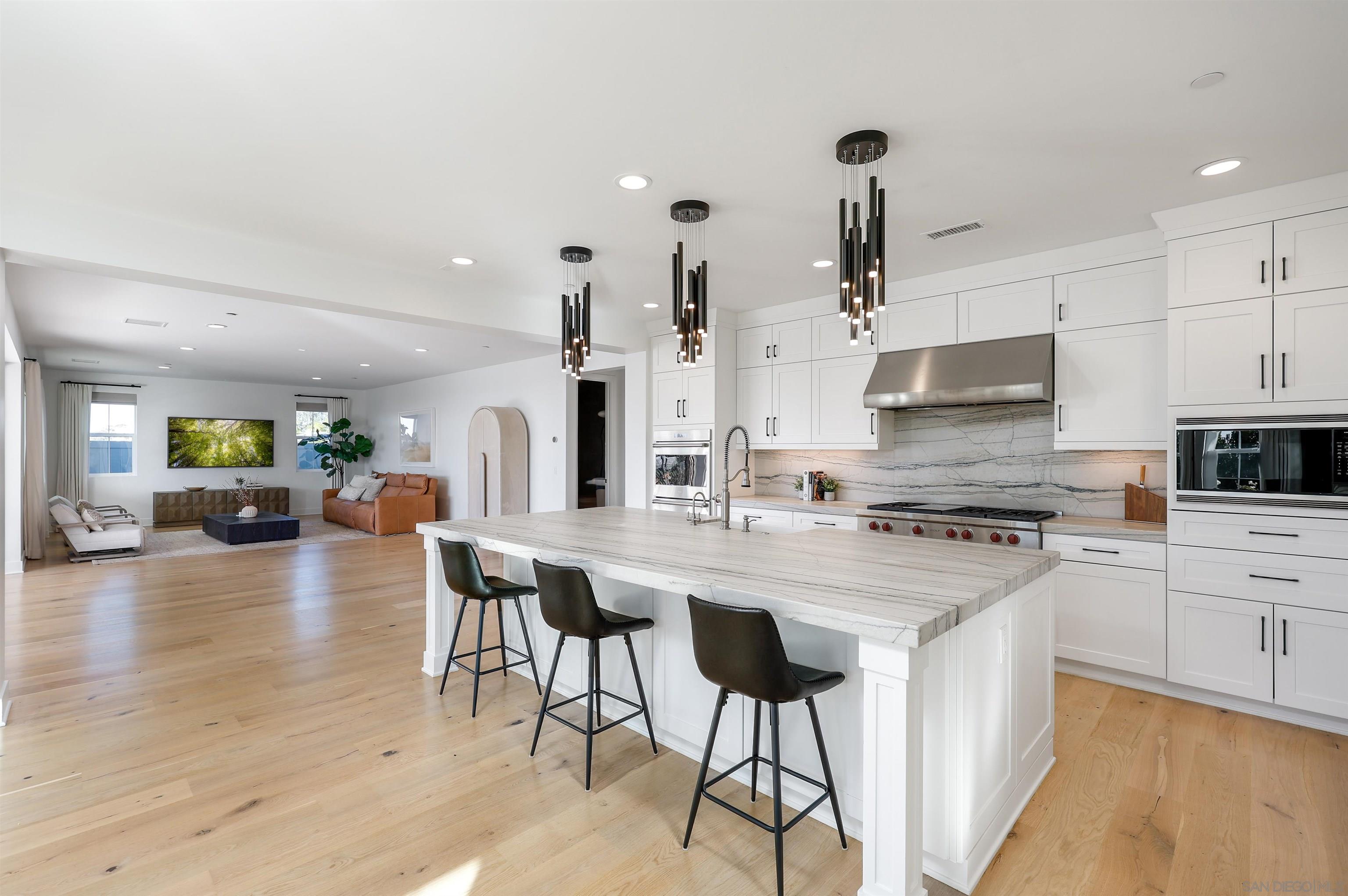 Detail Gallery Image 12 of 60 For 664  Sea Ridge Ct, Encinitas,  CA 92024 - 5 Beds | 4/1 Baths