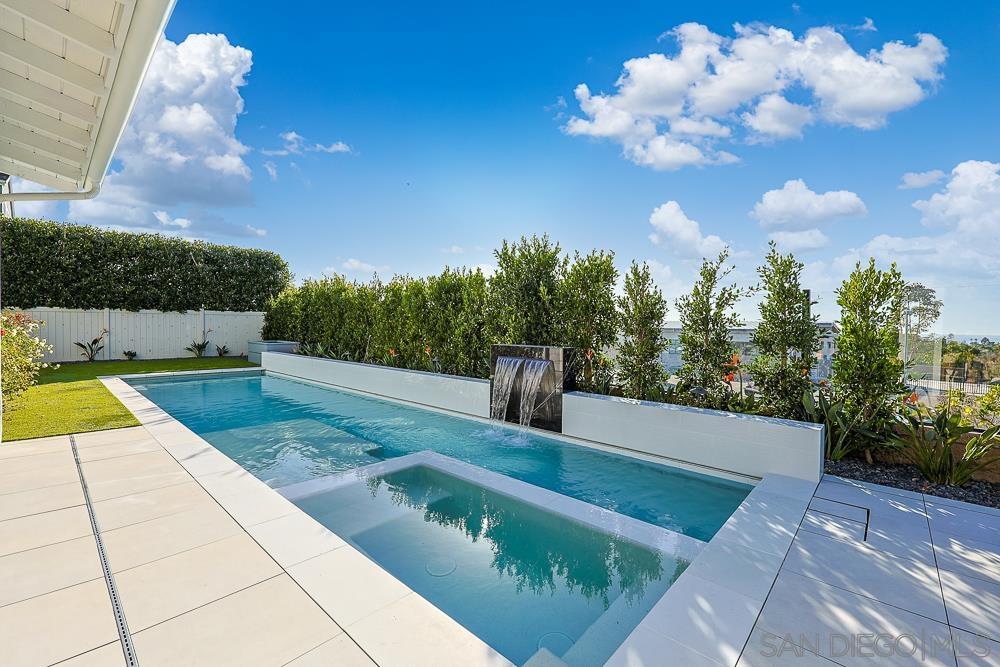 Detail Gallery Image 7 of 60 For 664  Sea Ridge Ct, Encinitas,  CA 92024 - 5 Beds | 4/1 Baths