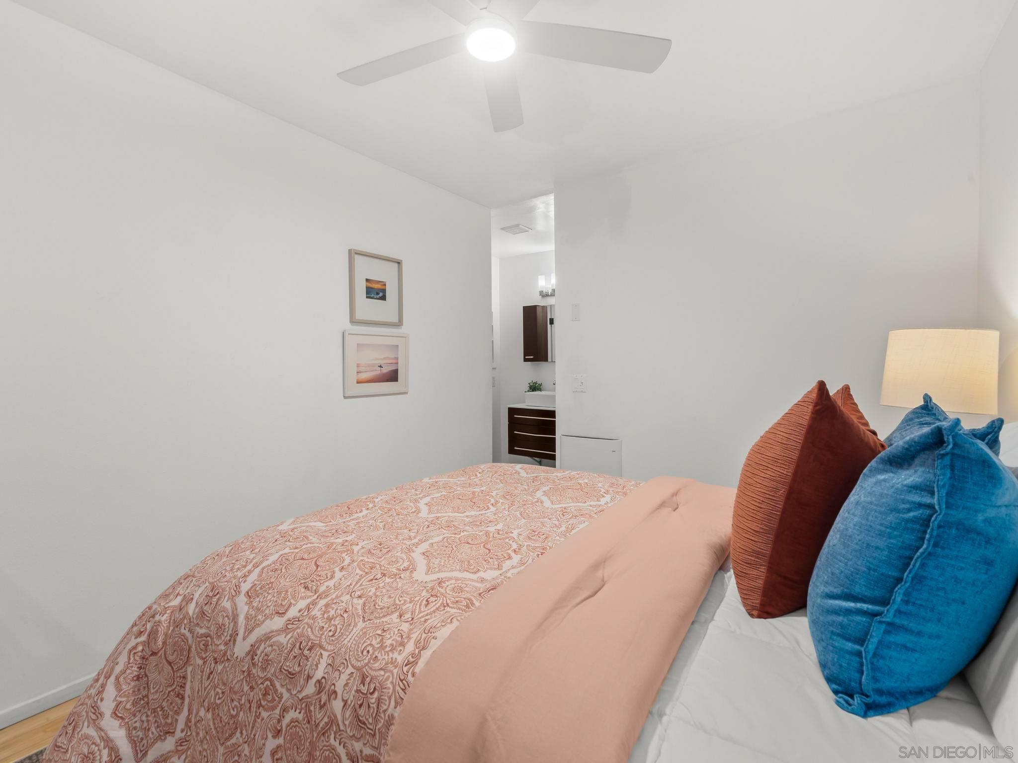 Detail Gallery Image 15 of 52 For 1251  Parker Pl  2d,  San Diego,  CA 92109 - 2 Beds | 2 Baths