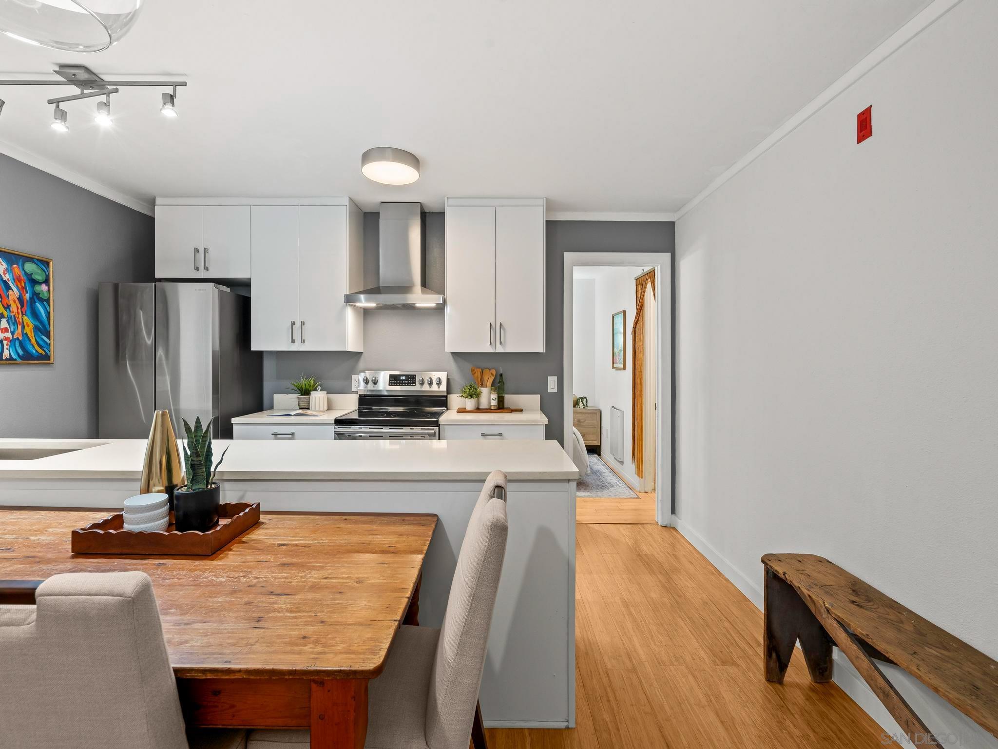 Detail Gallery Image 31 of 52 For 1251  Parker Pl  2d,  San Diego,  CA 92109 - 2 Beds | 2 Baths