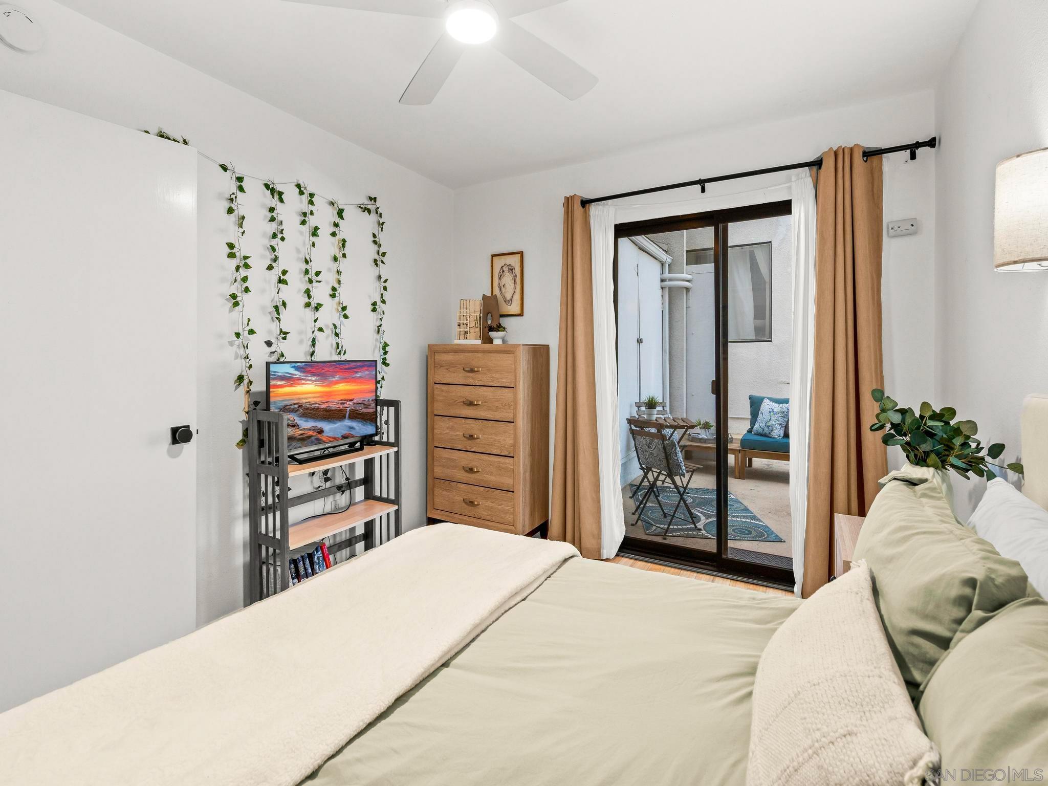 Detail Gallery Image 39 of 52 For 1251  Parker Pl  2d,  San Diego,  CA 92109 - 2 Beds | 2 Baths