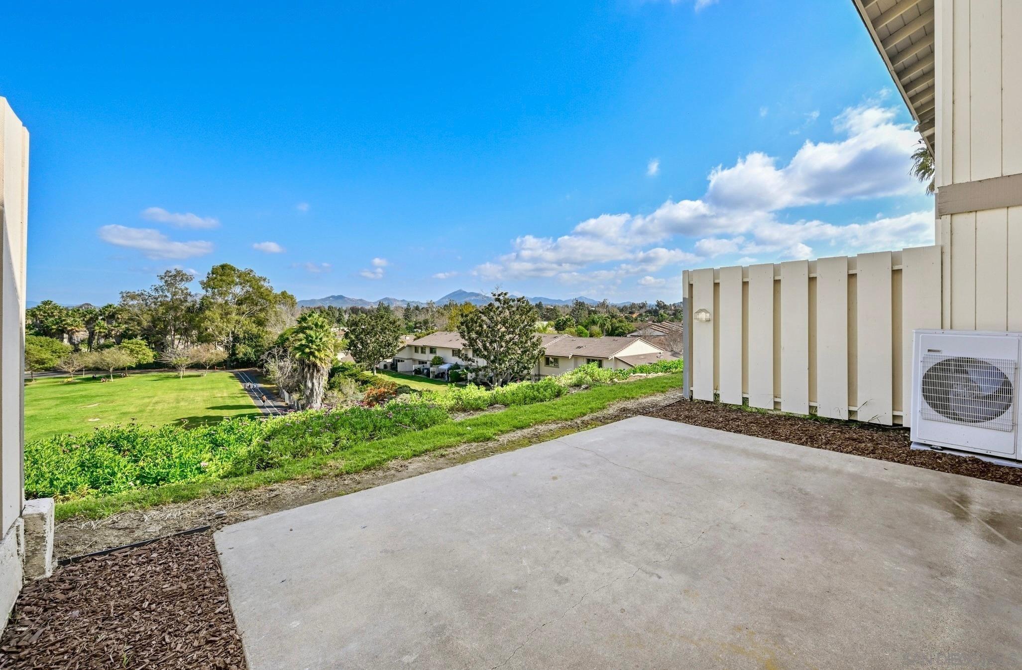 Detail Gallery Image 4 of 35 For 11218  Poblado Road, San Diego,  CA 92127 - 3 Beds | 2 Baths