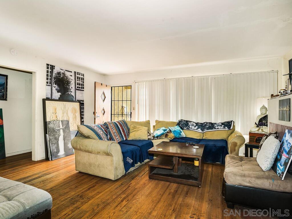 Detail Gallery Image 14 of 23 For 3104 N Evergreen, San Diego,  CA 92110 - 3 Beds | 2 Baths