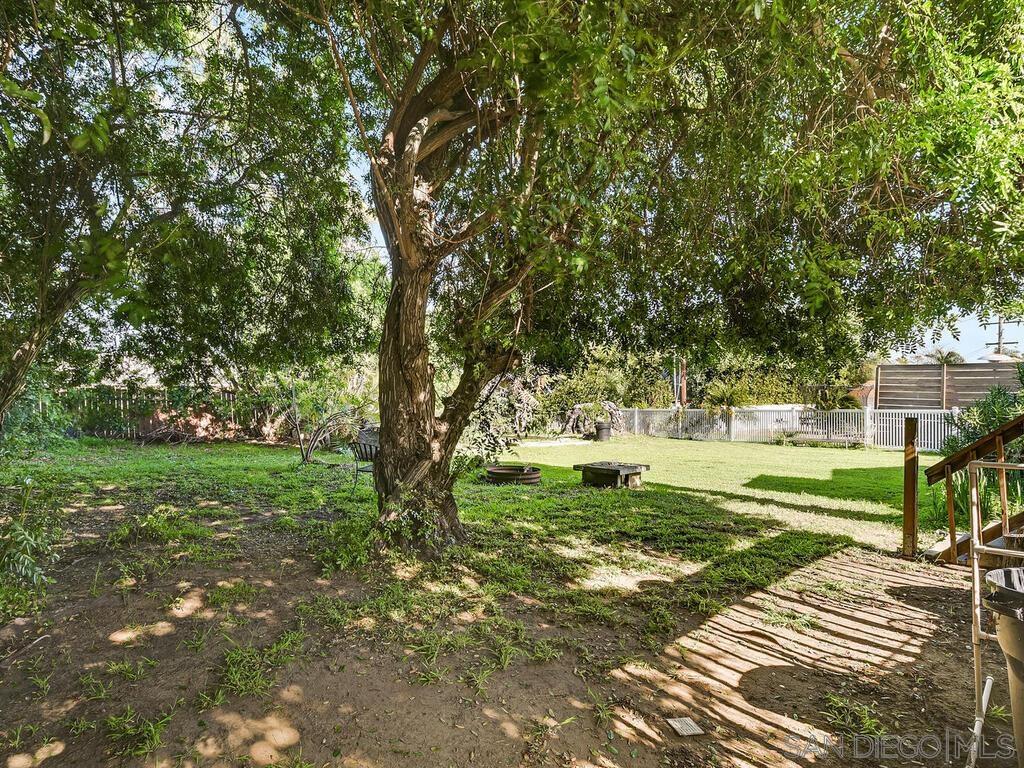 Detail Gallery Image 7 of 23 For 3104 N Evergreen, San Diego,  CA 92110 - 3 Beds | 2 Baths