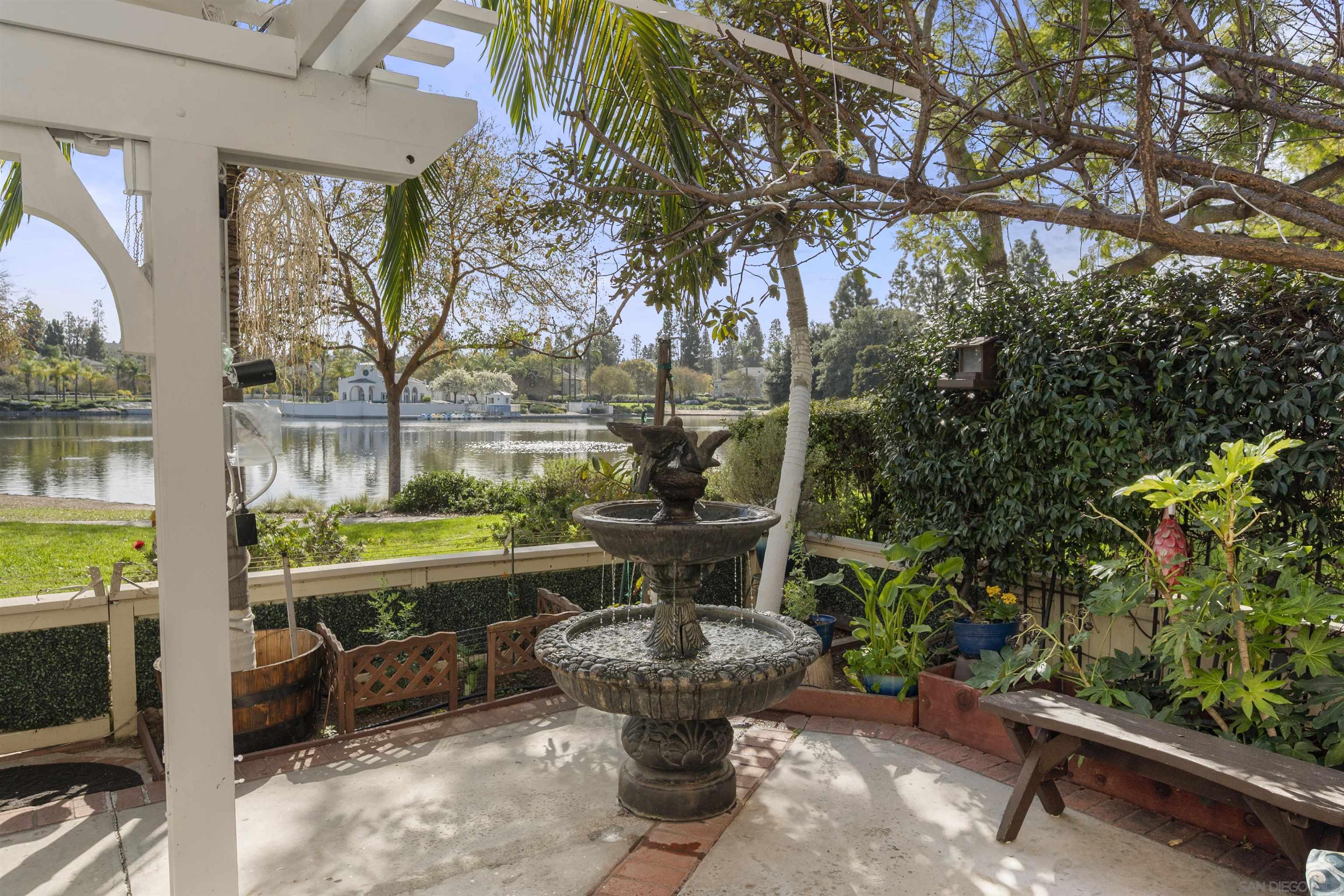 Detail Gallery Image 2 of 75 For 2092  Northshore Dr #C, Chula Vista,  CA 91913 - 3 Beds | 2/1 Baths