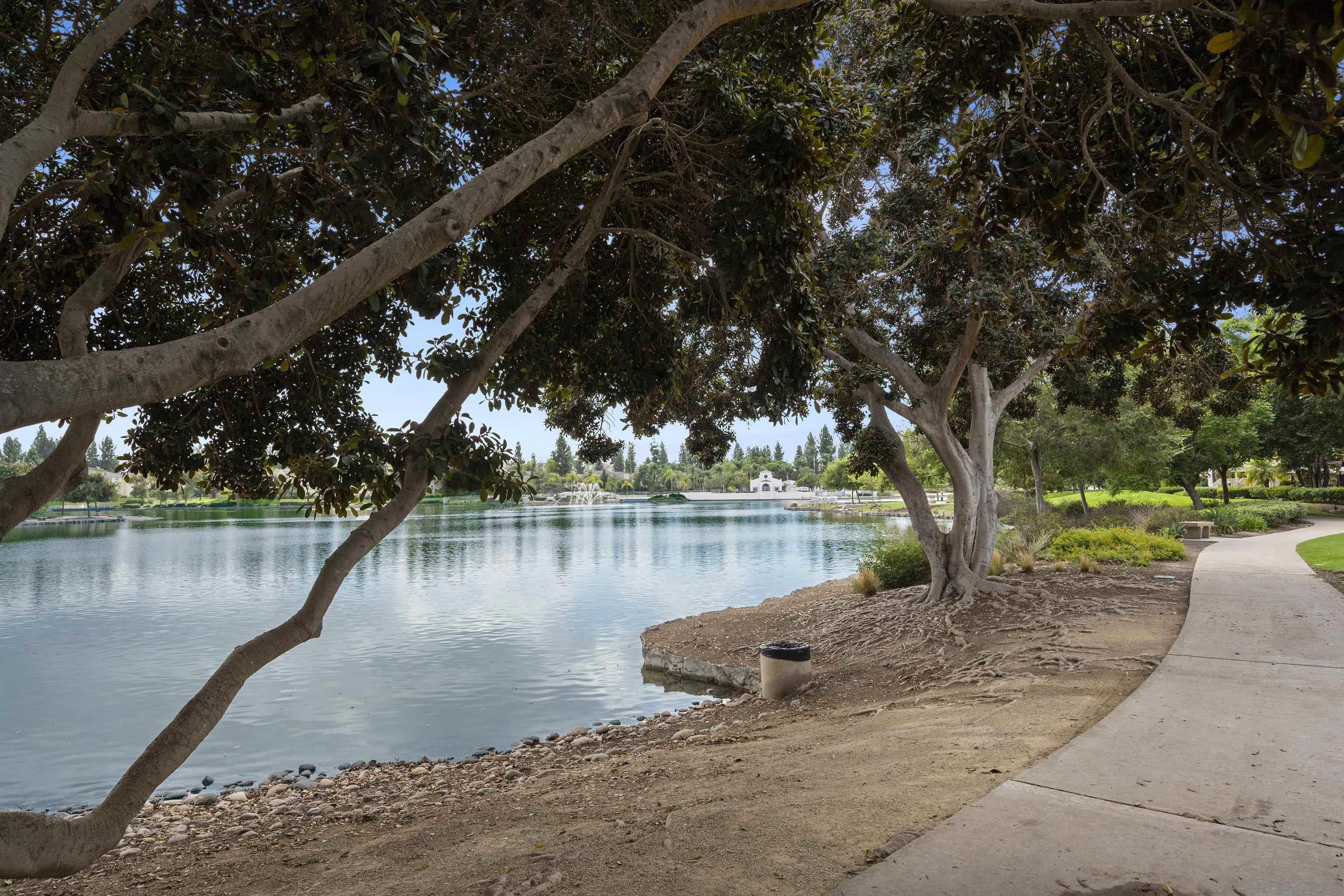 Detail Gallery Image 61 of 75 For 2092  Northshore Dr #C, Chula Vista,  CA 91913 - 3 Beds | 2/1 Baths