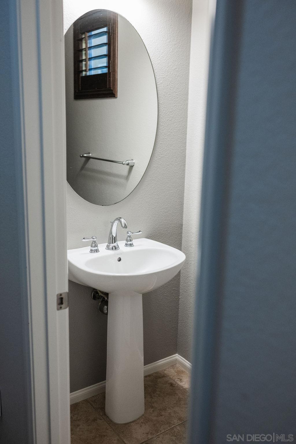 Detail Gallery Image 20 of 43 For 1808  Cyan Lane, Chula Vista,  CA 91913 - 4 Beds | 2/1 Baths