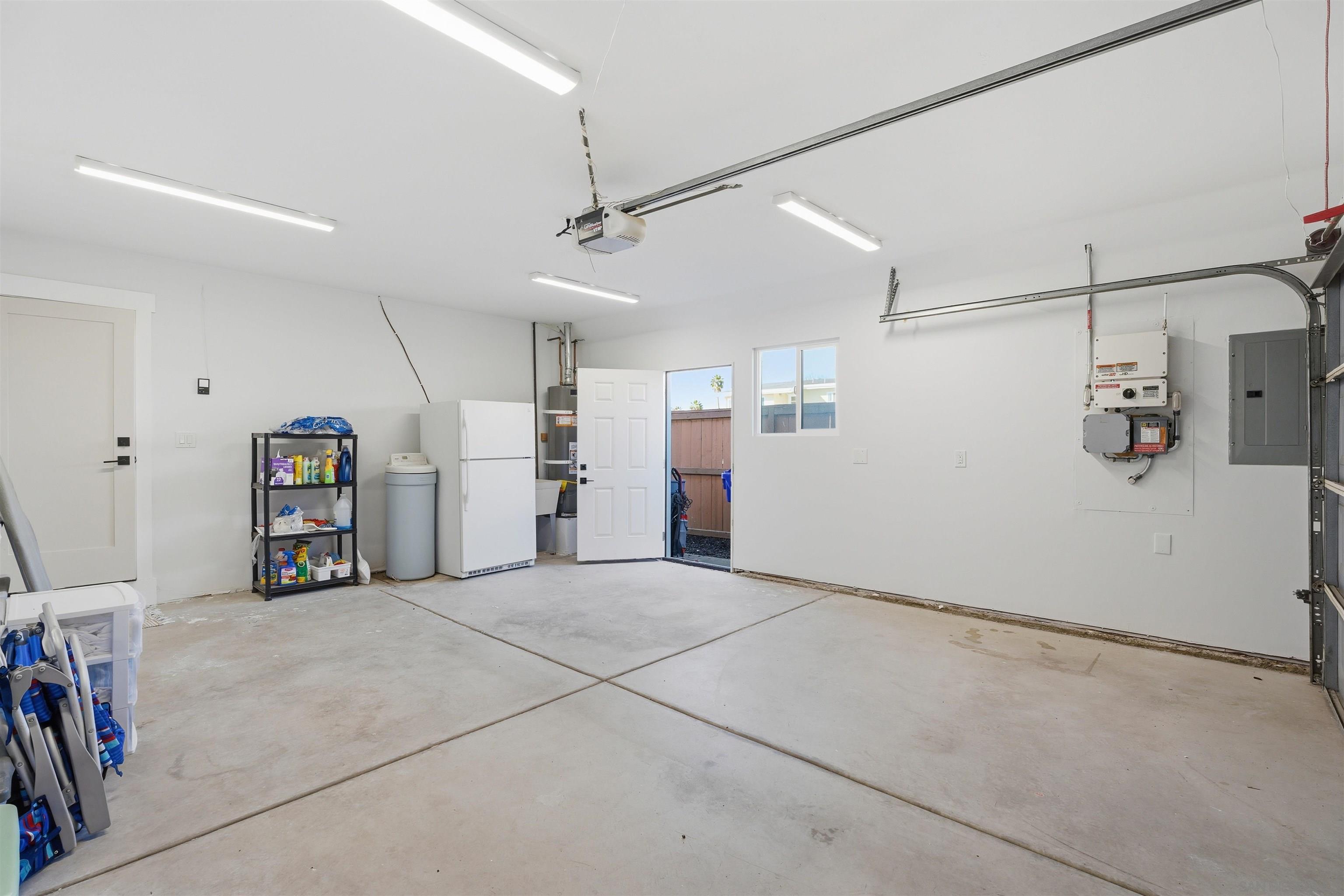 Detail Gallery Image 29 of 52 For 3692  Princeton Avenue, San Diego,  CA 92117 - 5 Beds | 3 Baths