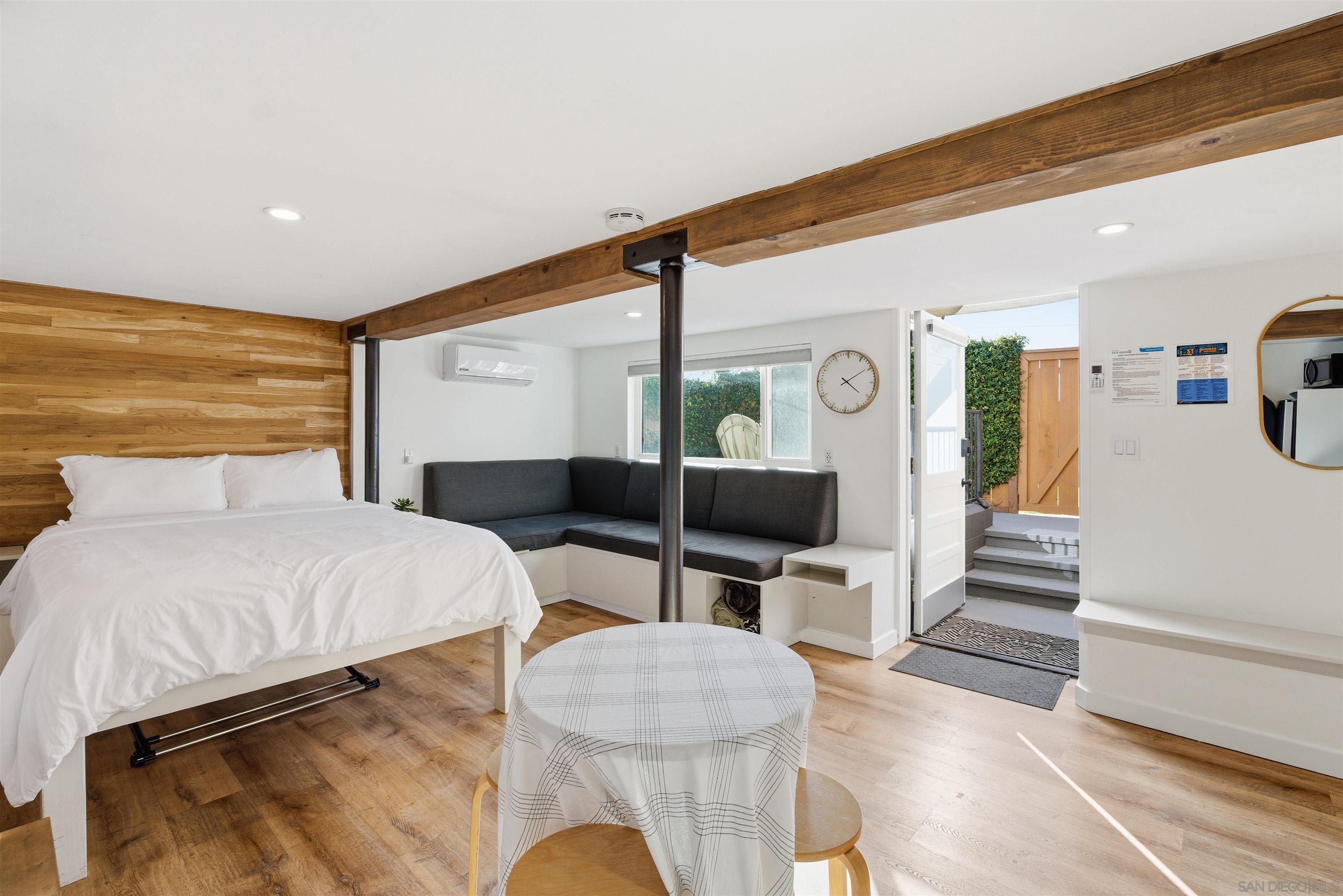 Detail Gallery Image 33 of 52 For 3692  Princeton Avenue, San Diego,  CA 92117 - 5 Beds | 3 Baths