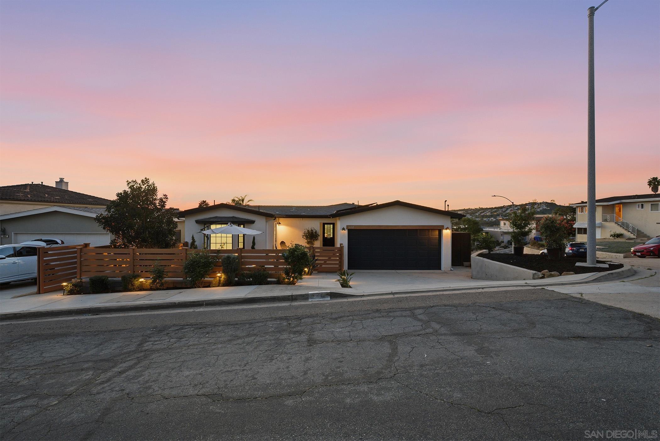 Detail Gallery Image 38 of 52 For 3692  Princeton Avenue, San Diego,  CA 92117 - 5 Beds | 3 Baths