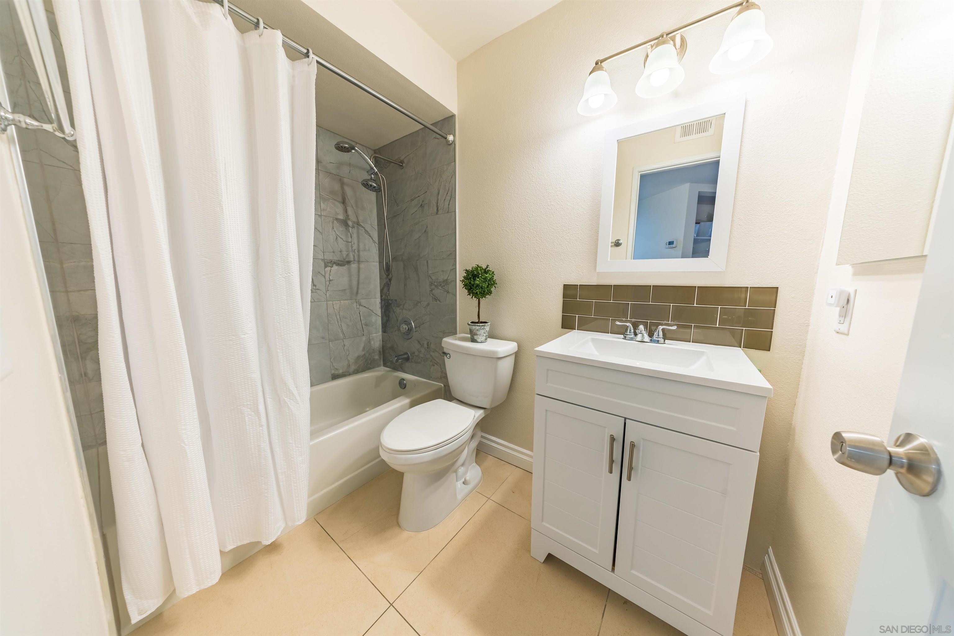 Detail Gallery Image 13 of 23 For 7245  Navajo  #D170,  San Diego,  CA 92119 - 2 Beds | 2 Baths