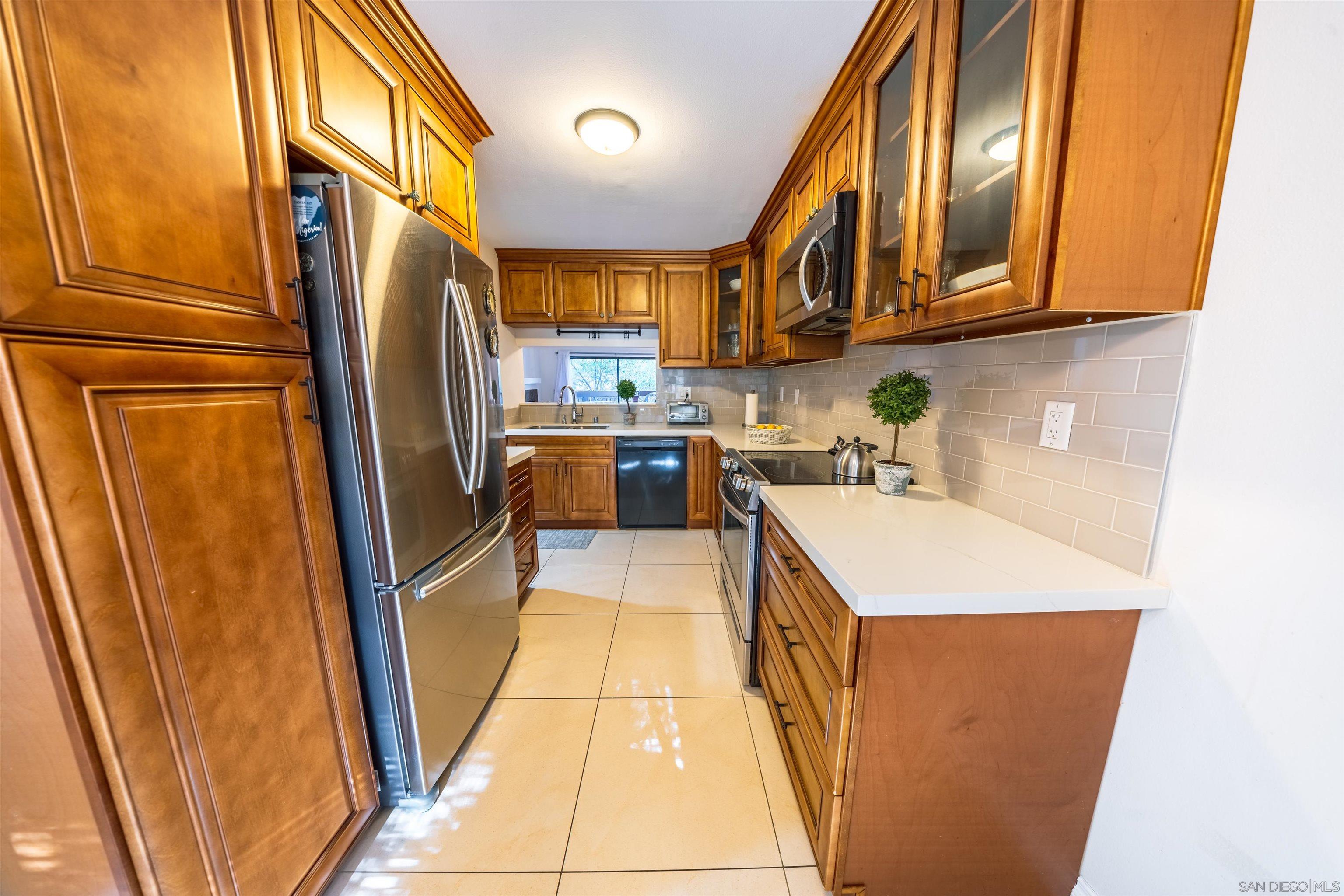 Detail Gallery Image 5 of 31 For 7245  Navajo  #D170,  San Diego,  CA 92119 - 2 Beds | 2 Baths