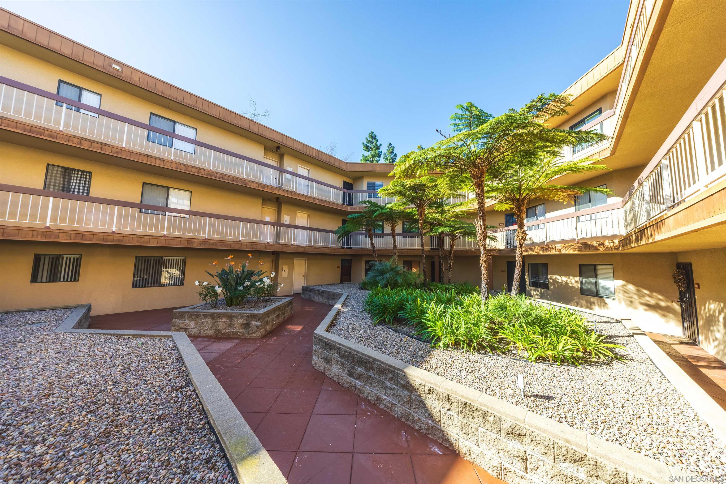 Detail Gallery Image 5 of 23 For 7245  Navajo  #D170,  San Diego,  CA 92119 - 2 Beds | 2 Baths