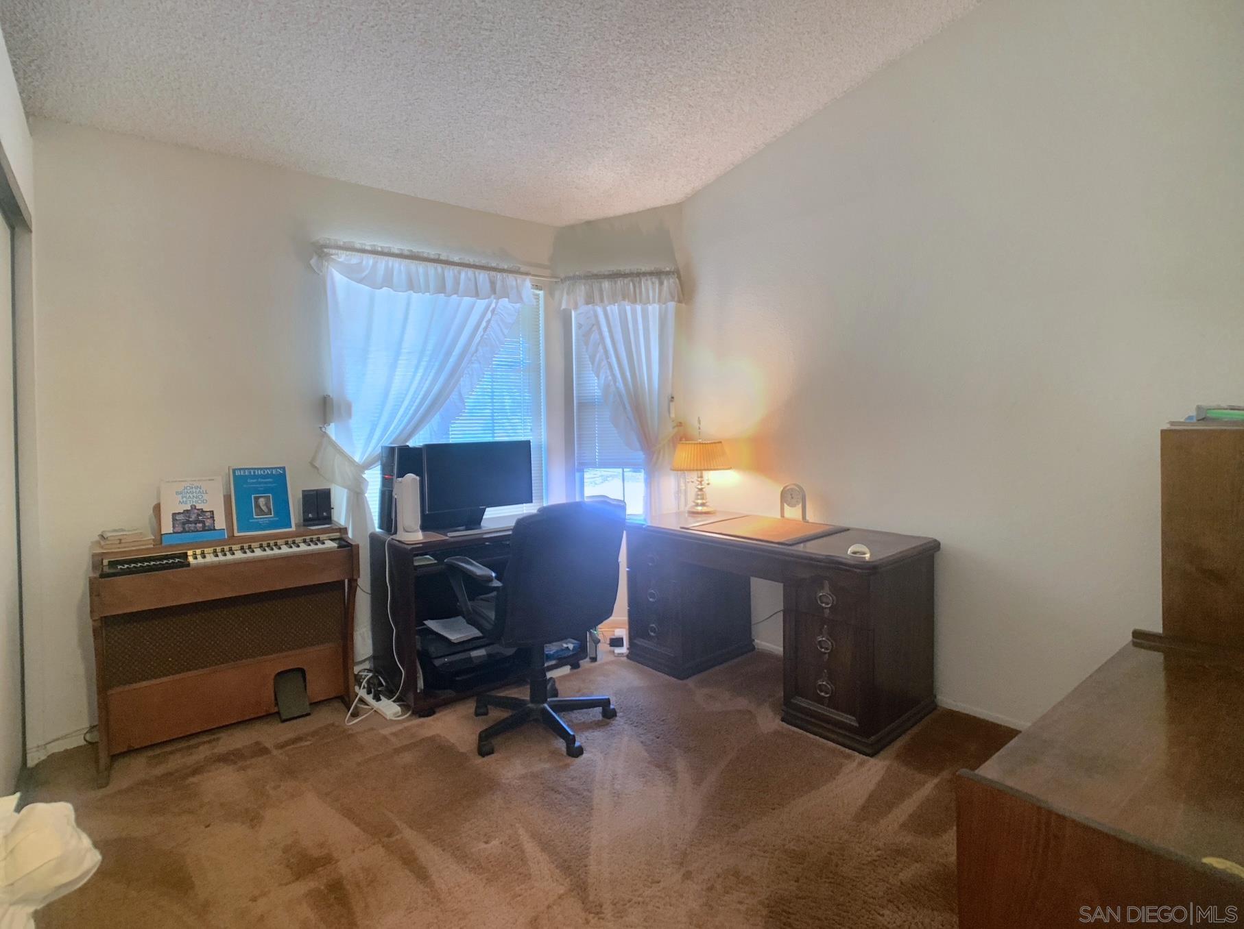 Detail Gallery Image 25 of 42 For 2552  Wind River Rd, El Cajon,  CA 92019 - 3 Beds | 2 Baths