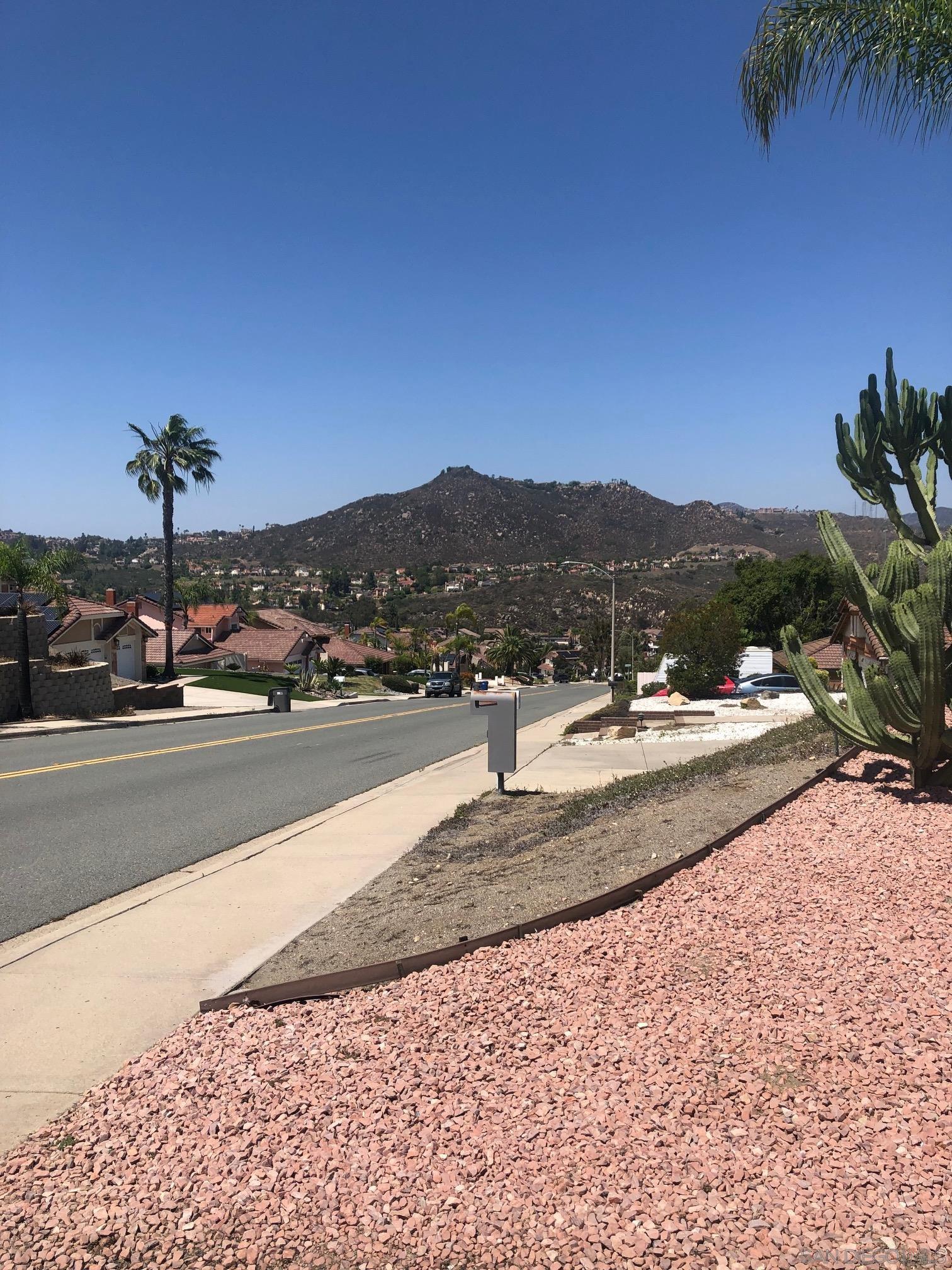 Detail Gallery Image 38 of 42 For 2552  Wind River Rd, El Cajon,  CA 92019 - 3 Beds | 2 Baths