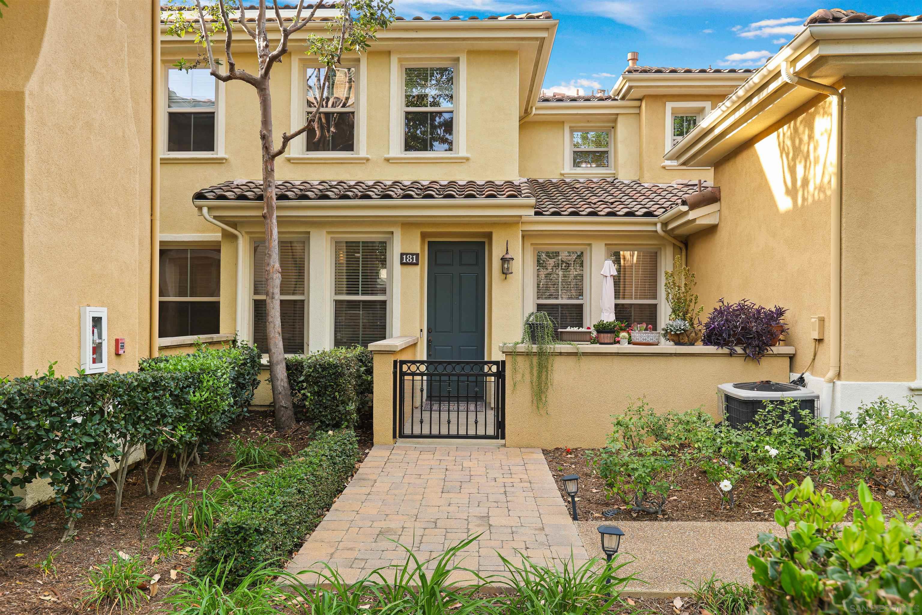 Front Image Thumbnail for SD260003271