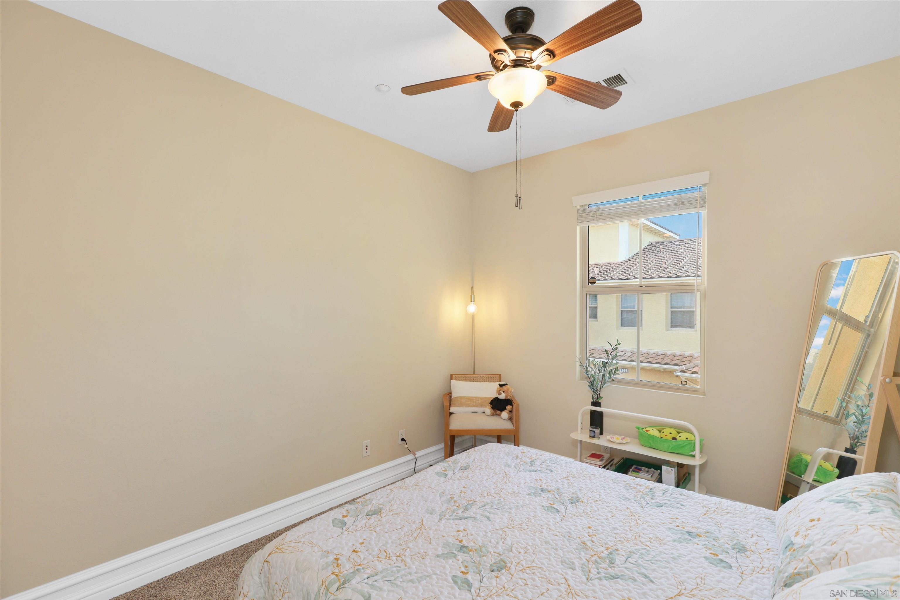 Detail Gallery Image 28 of 48 For 181  Groveland, Irvine,  CA 92620 - 2 Beds | 2/1 Baths