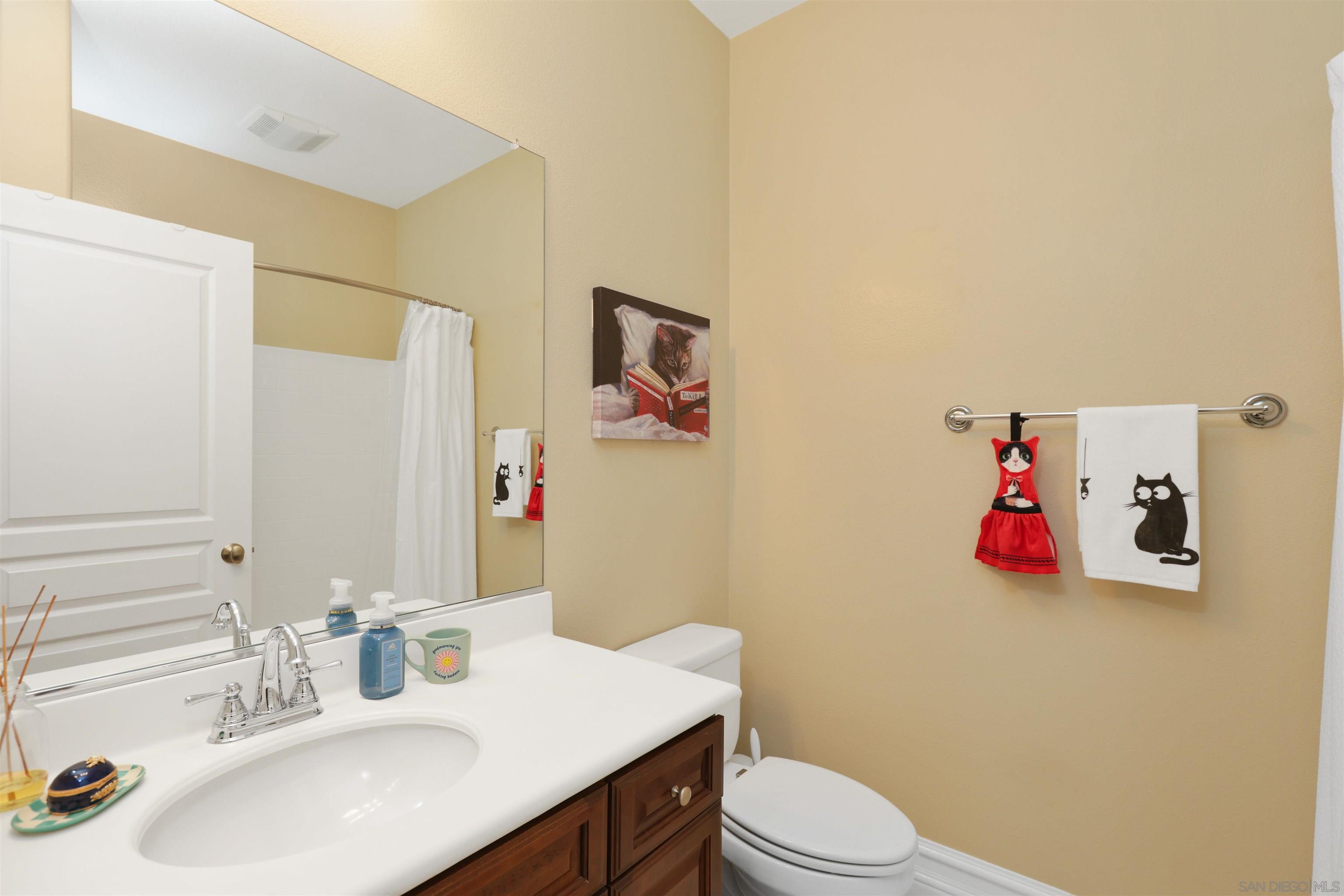 Detail Gallery Image 31 of 48 For 181  Groveland, Irvine,  CA 92620 - 2 Beds | 2/1 Baths