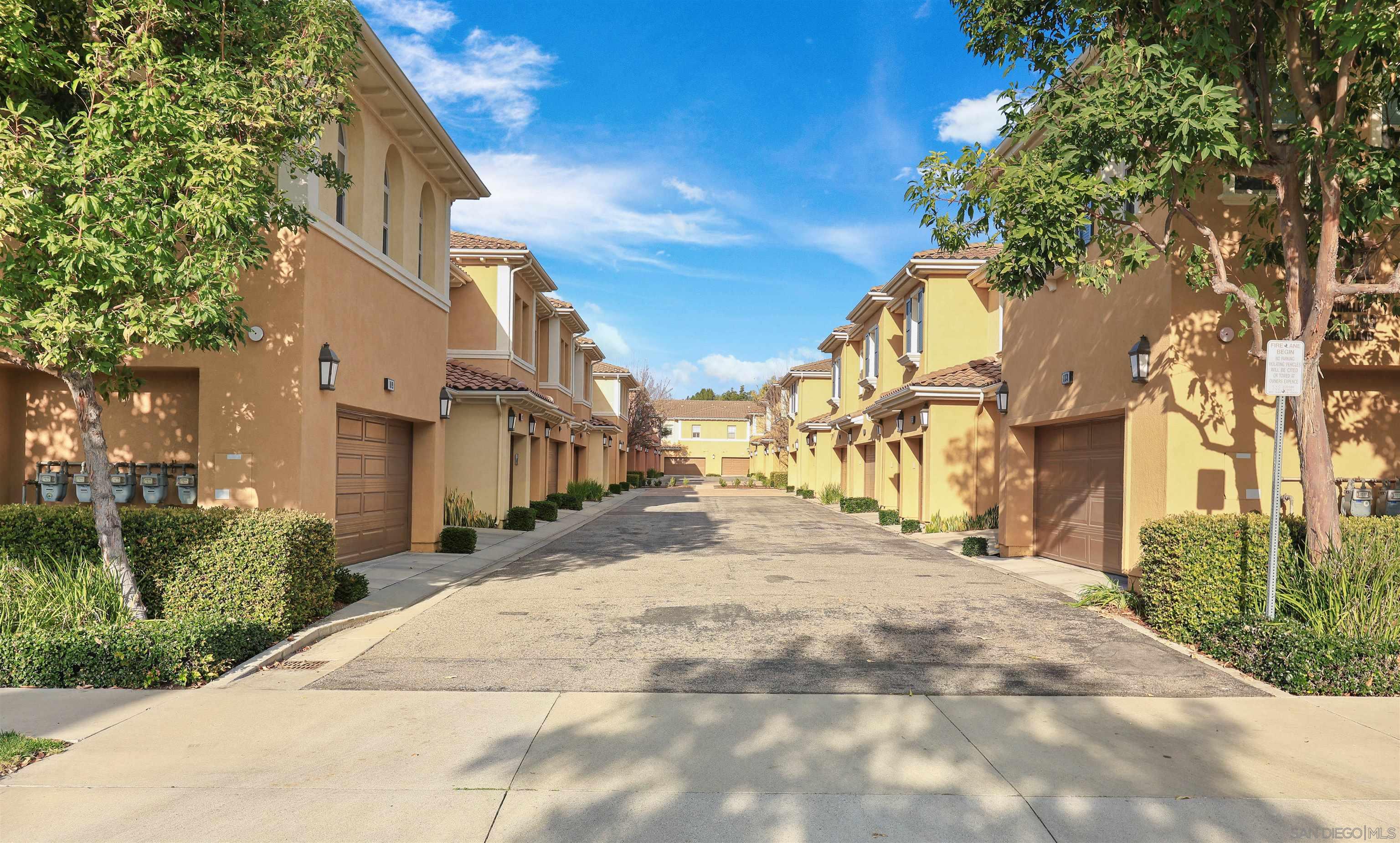 Detail Gallery Image 35 of 48 For 181  Groveland, Irvine,  CA 92620 - 2 Beds | 2/1 Baths