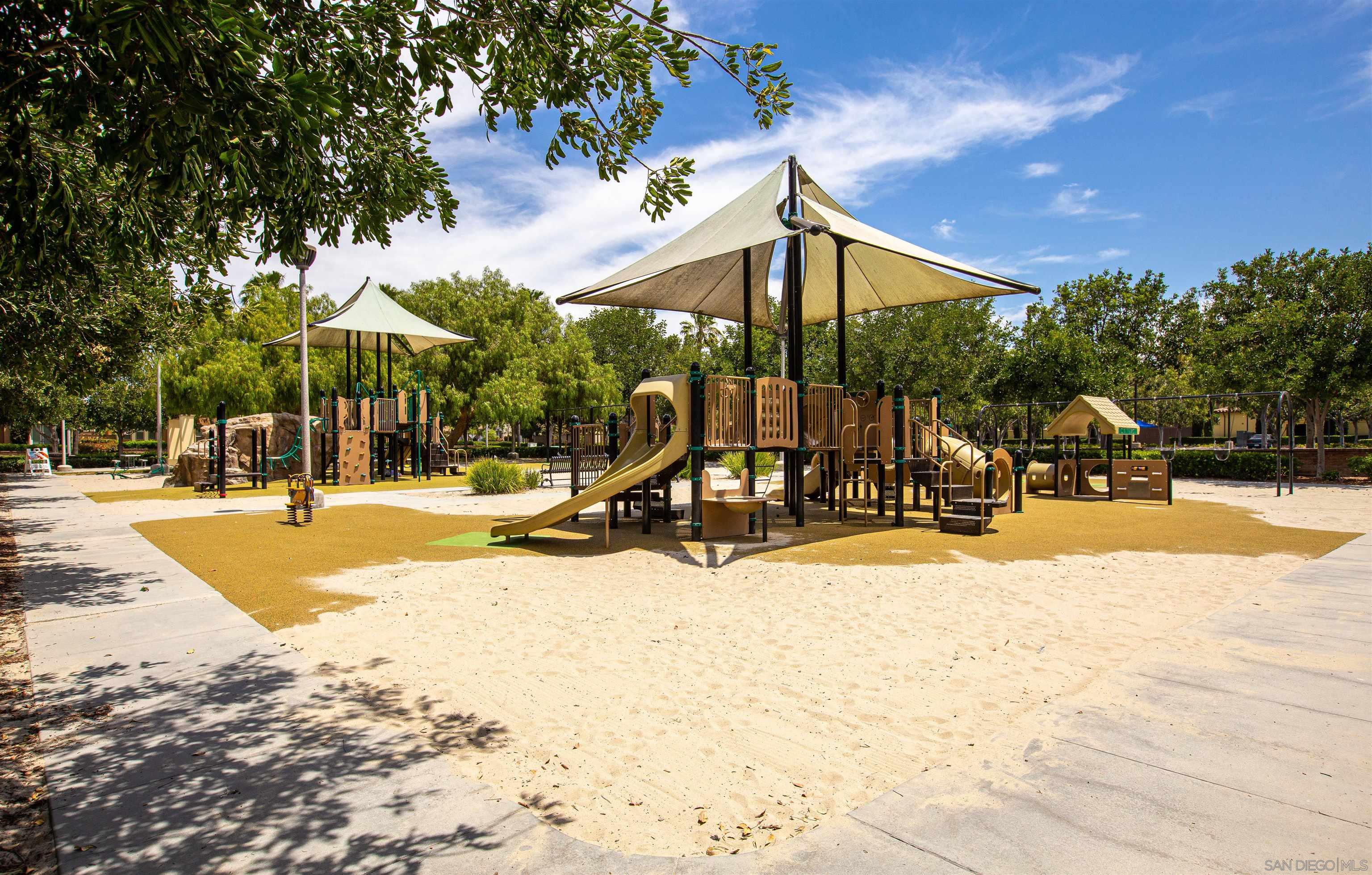 Detail Gallery Image 45 of 48 For 181  Groveland, Irvine,  CA 92620 - 2 Beds | 2/1 Baths