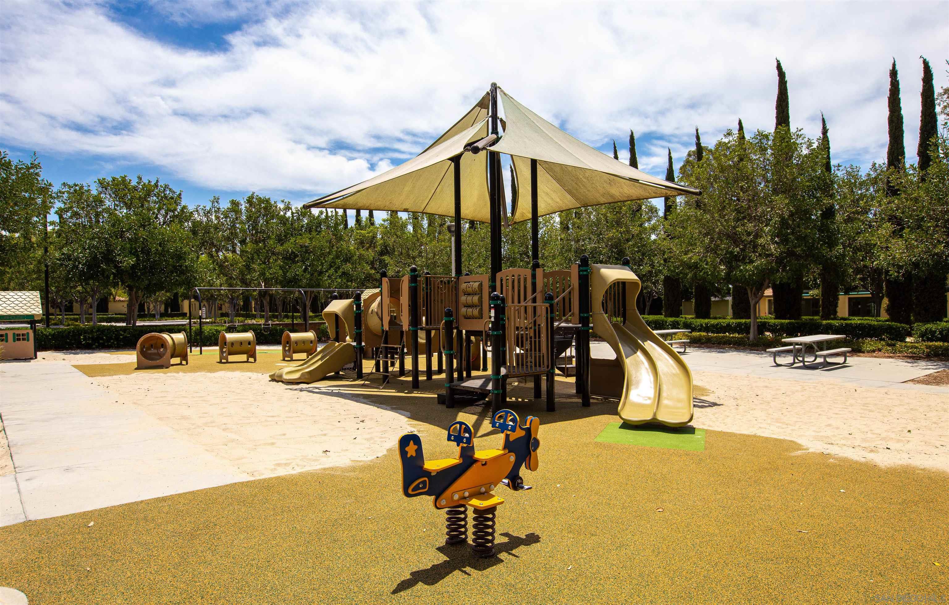 Detail Gallery Image 46 of 48 For 181  Groveland, Irvine,  CA 92620 - 2 Beds | 2/1 Baths