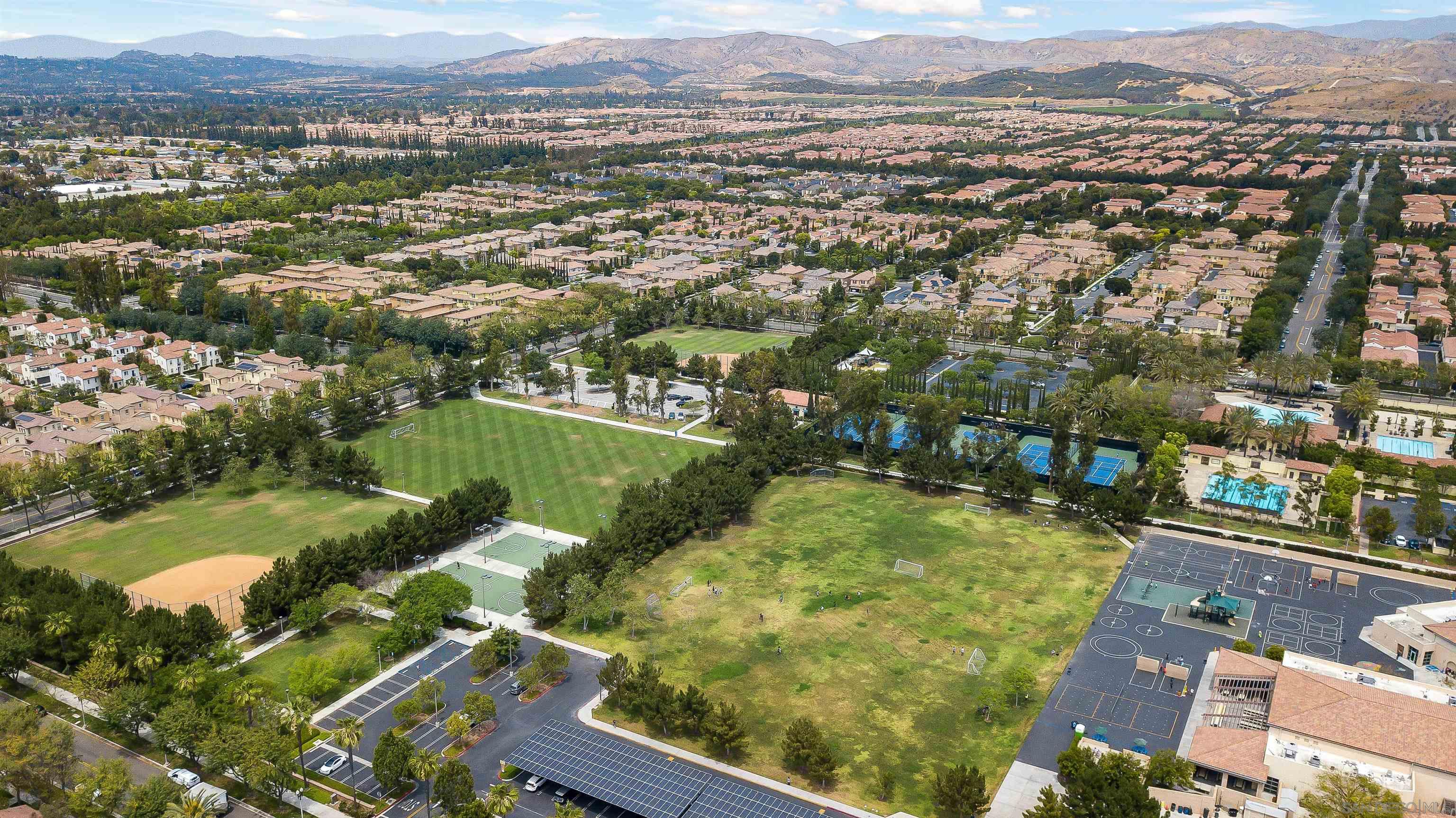 Detail Gallery Image 47 of 48 For 181  Groveland, Irvine,  CA 92620 - 2 Beds | 2/1 Baths