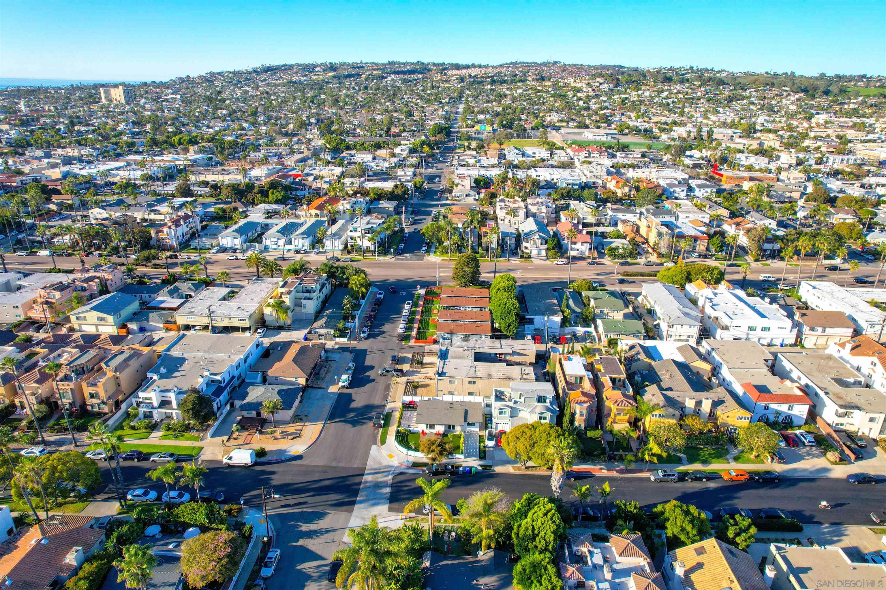 Detail Gallery Image 45 of 47 For 1404  Thomas Ave, San Diego,  CA 92109 - 2 Beds | 2 Baths