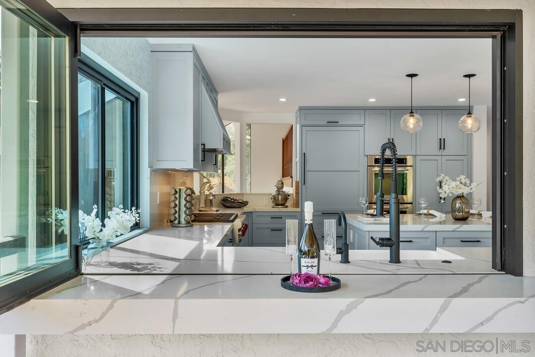 Detail Gallery Image 16 of 48 For 3453  via Loma Vista, Escondido,  CA 92029 - 4 Beds | 3 Baths