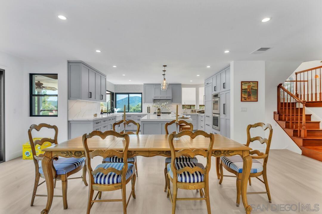 Detail Gallery Image 22 of 48 For 3453  via Loma Vista, Escondido,  CA 92029 - 4 Beds | 3 Baths