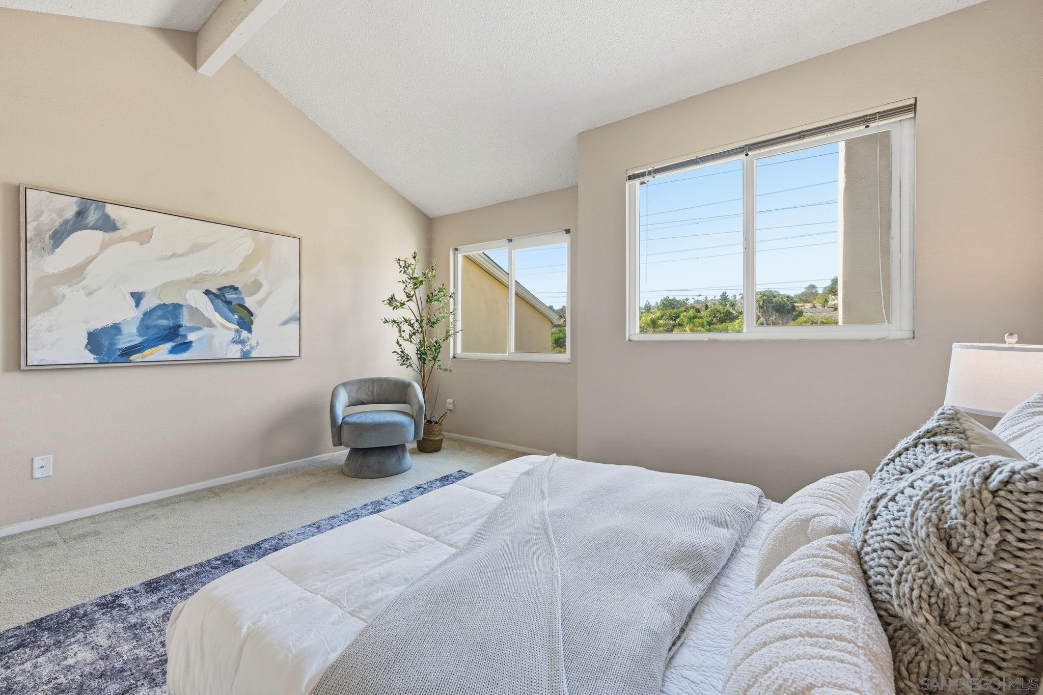 Detail Gallery Image 18 of 34 For 2591  Regent Rd, Carlsbad,  CA 92010 - 3 Beds | 2/1 Baths