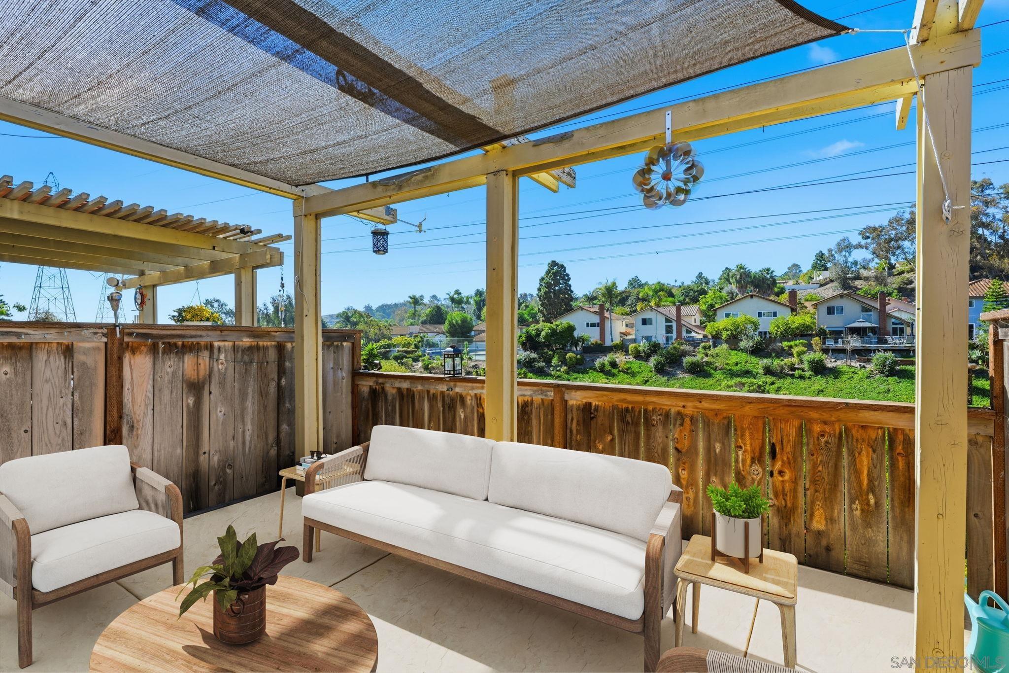 Detail Gallery Image 28 of 34 For 2591  Regent Rd, Carlsbad,  CA 92010 - 3 Beds | 2/1 Baths