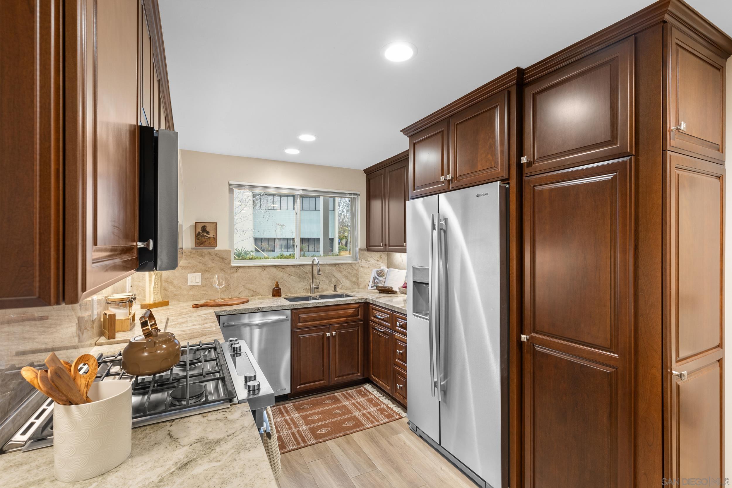 Detail Gallery Image 4 of 36 For 3003  Orleans E, San Diego,  CA 92110 - 2 Beds | 1/1 Baths