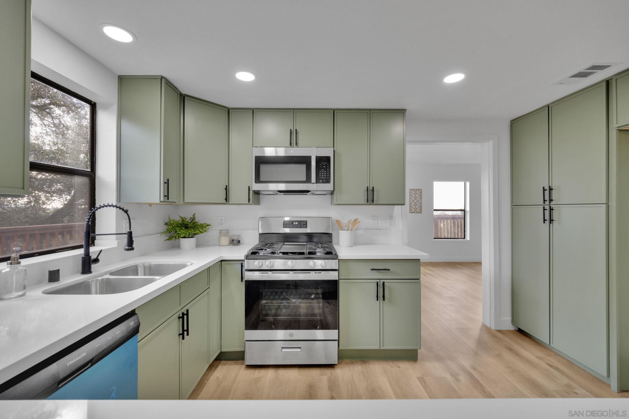 Detail Gallery Image 8 of 43 For 2657  Payson Dr, Julian,  CA 92036 - 4 Beds | 3/1 Baths